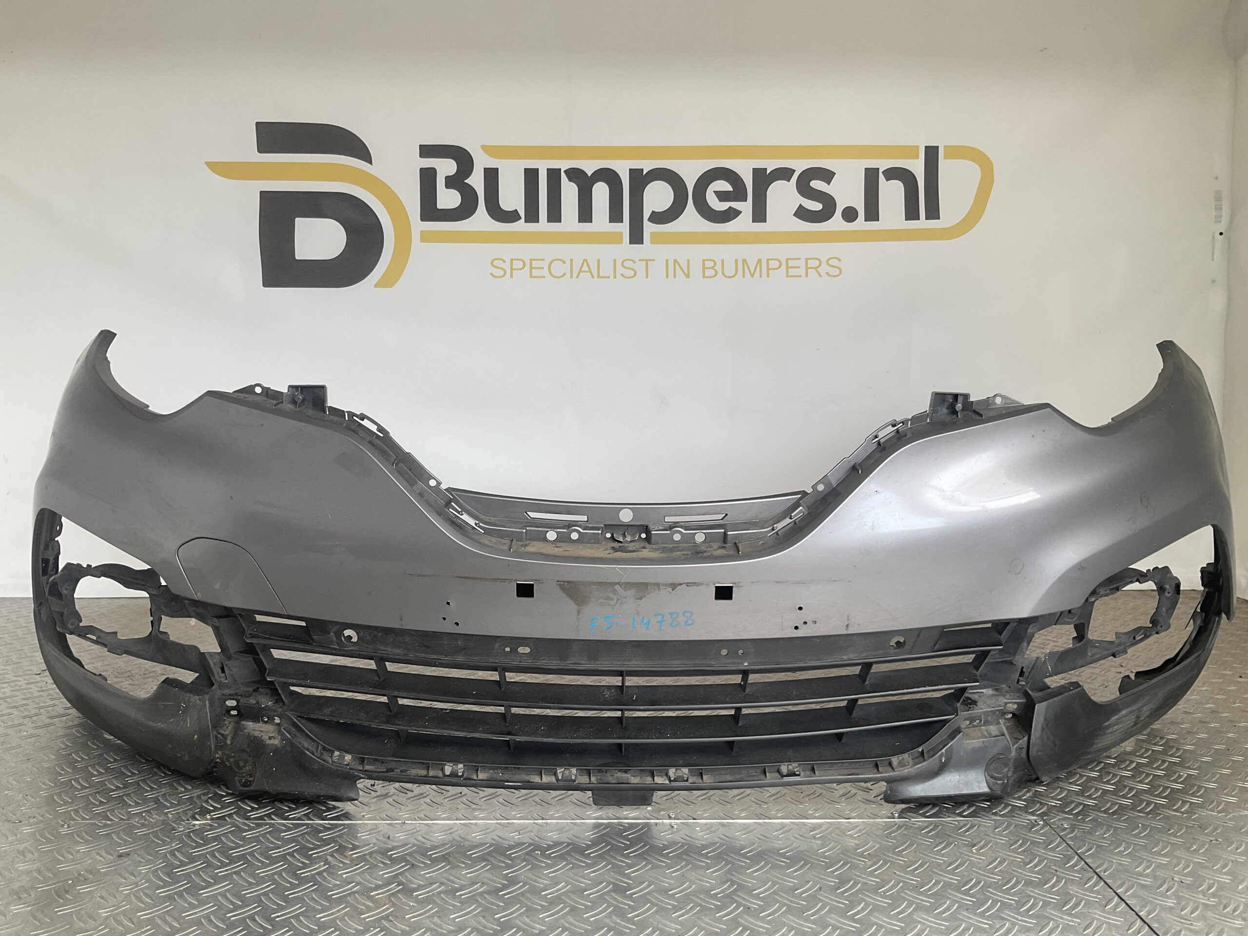 Bumper Renault Captur Facelift 16-21 620227019R Voorbumper F5-14788z