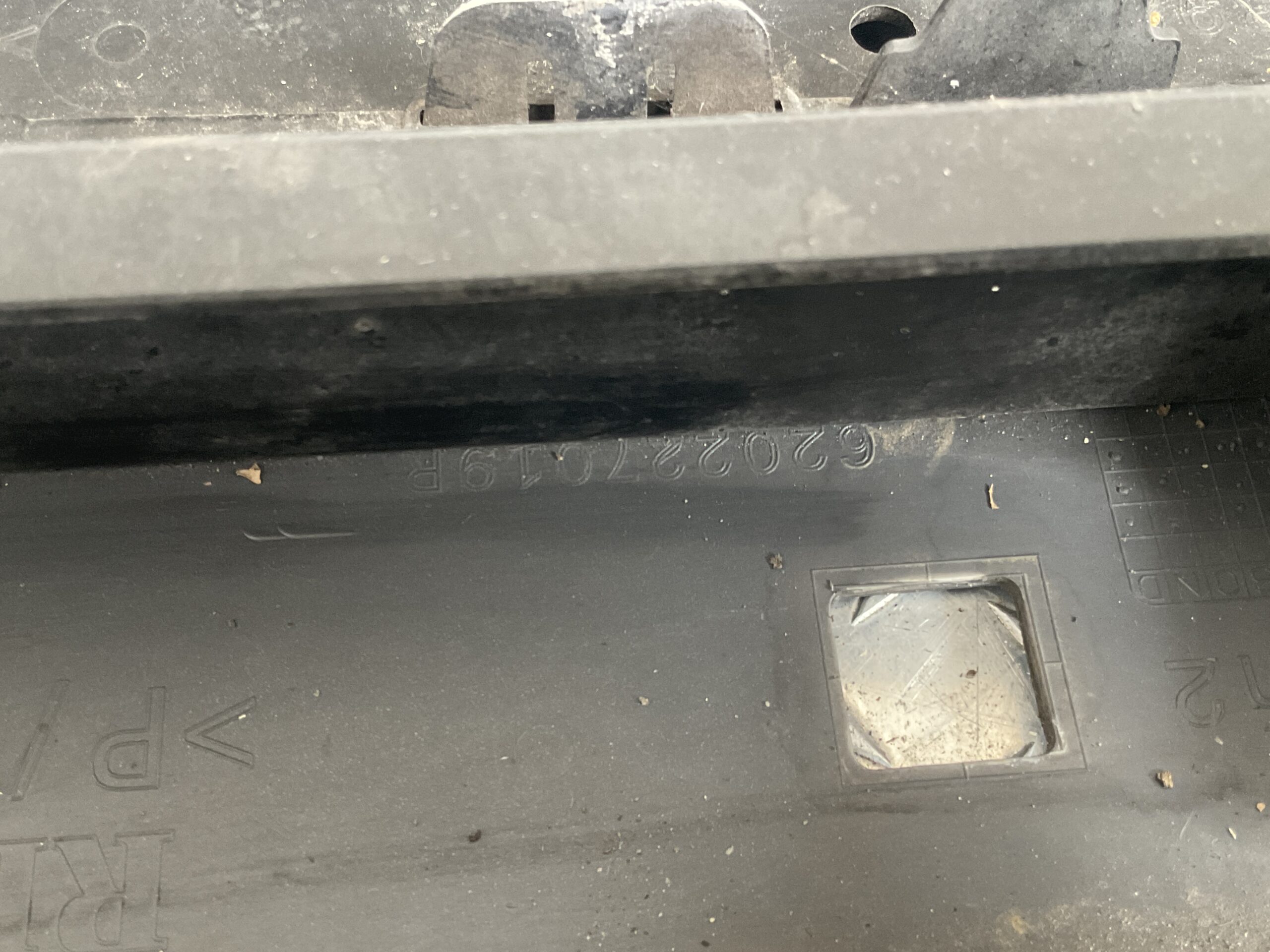 Bumper Renault Captur Facelift 16-21 620227019R Voorbumper F5-14788z