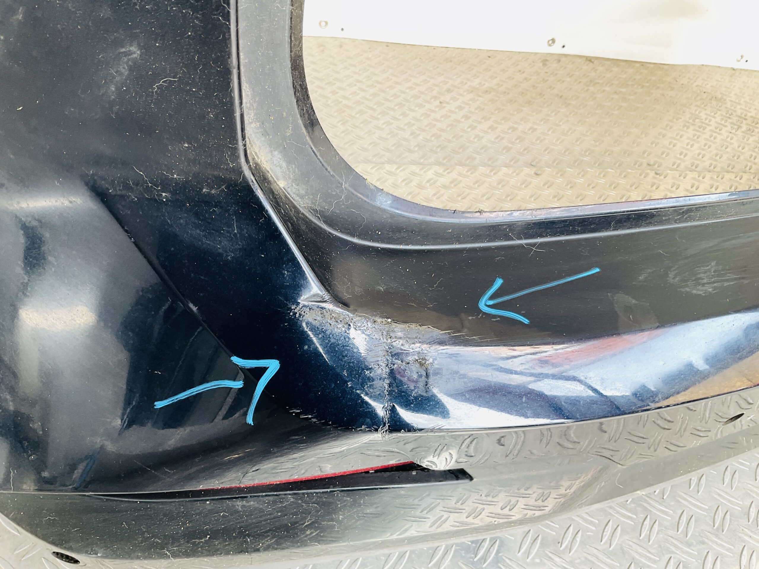 Bumper BMW IX3 G08 M Sport M Pakket Facelift 20-24 51129853318 Achterbumper 1-F10-13874z