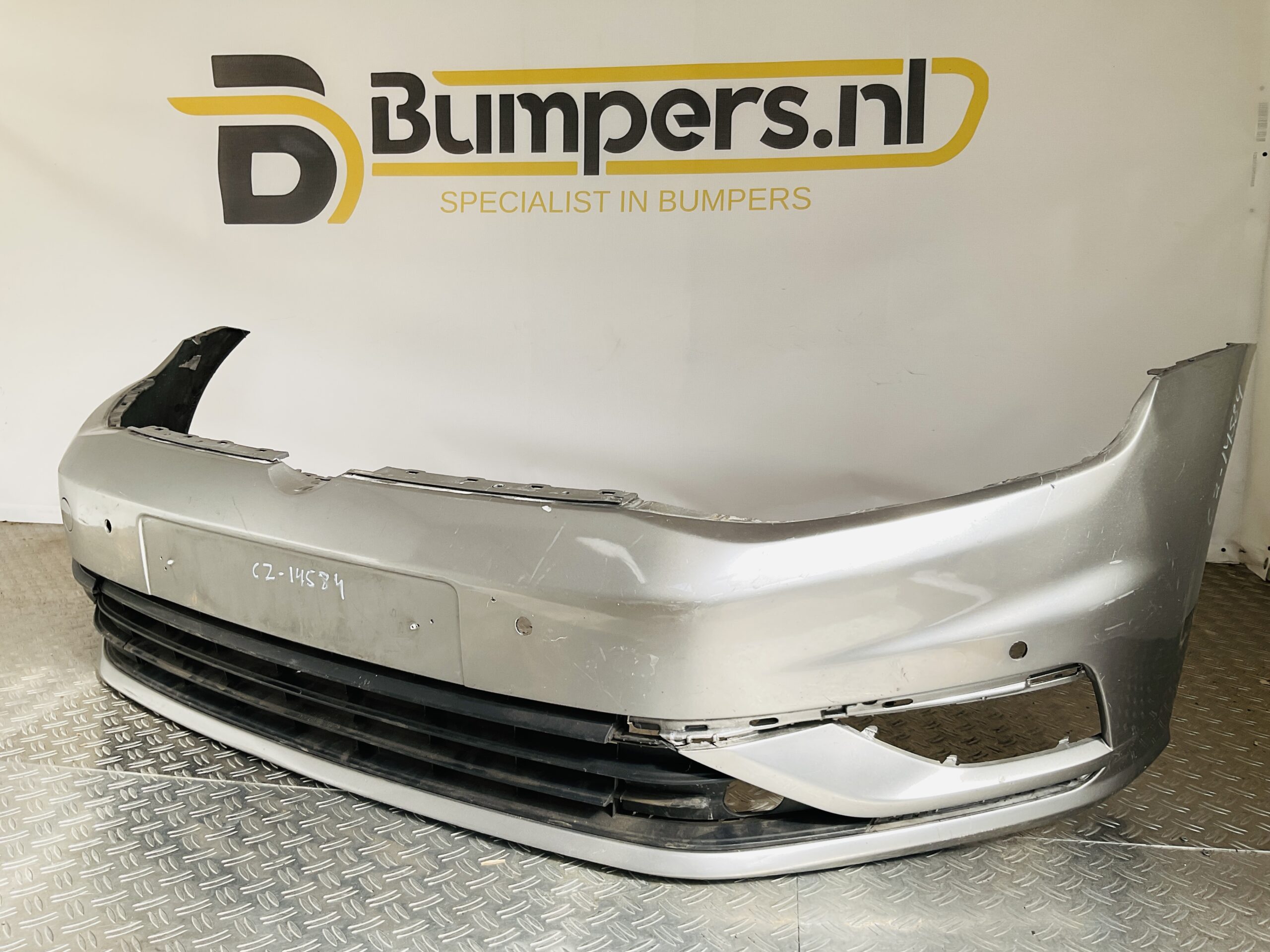 Bumper Volkswagen Golf 7 Facelift 2017-2021 4xpdc 5G0807221 Voorbumper 1-C2-14584z