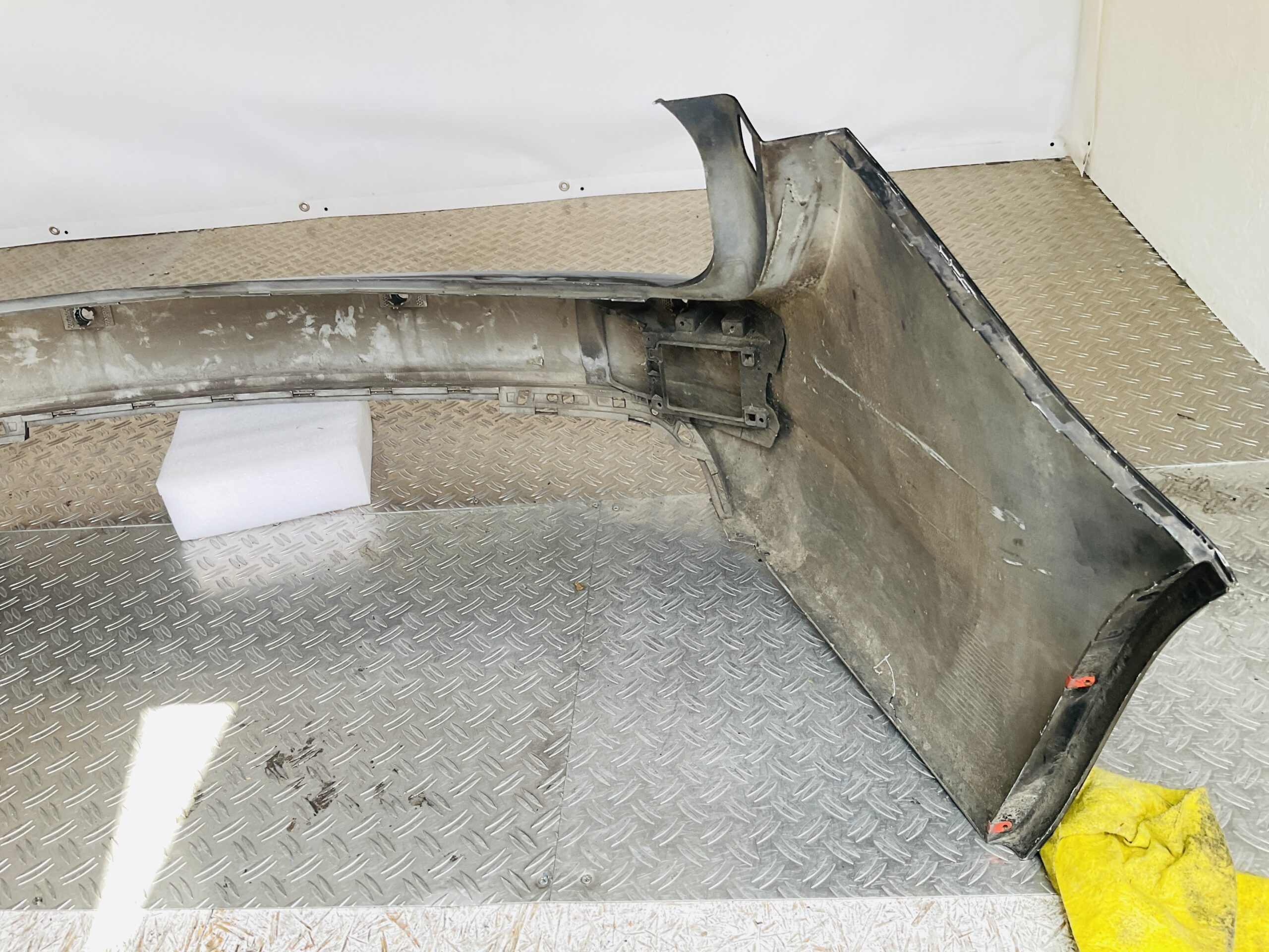 Bumper Opel Insignia Sport Tourer 13239098 Achterbumper 1-F10-14080z