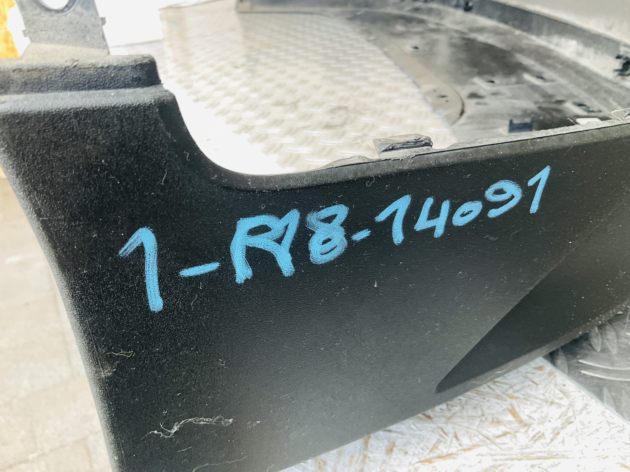 Bumper Nissan Polestar 2 4xpdc 31663981 Achterbumper 1-R8-14097z