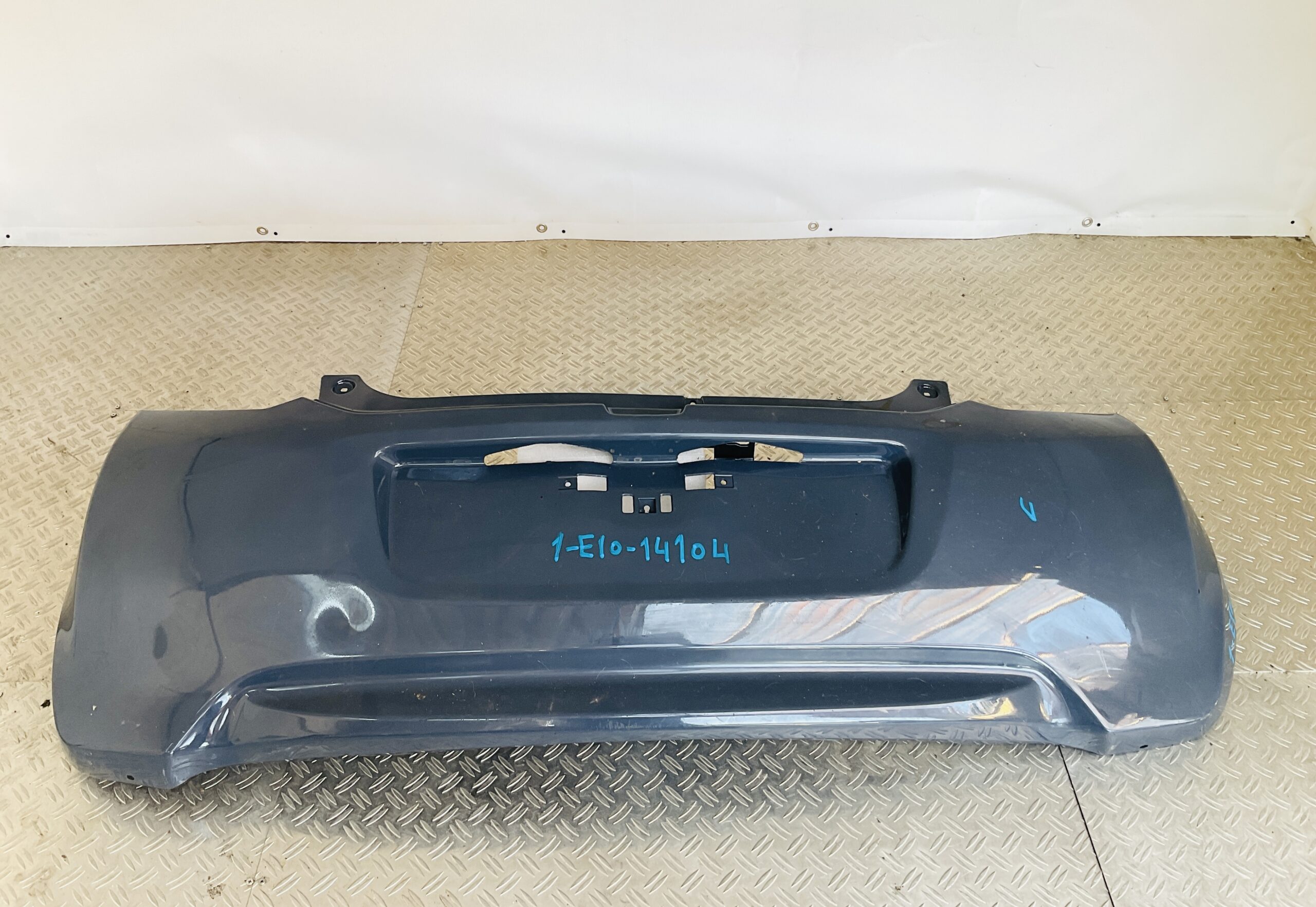 Bumper Suzuki Alto 2009-2015 71811-68K0 Achterbumper 1-E10-14104z