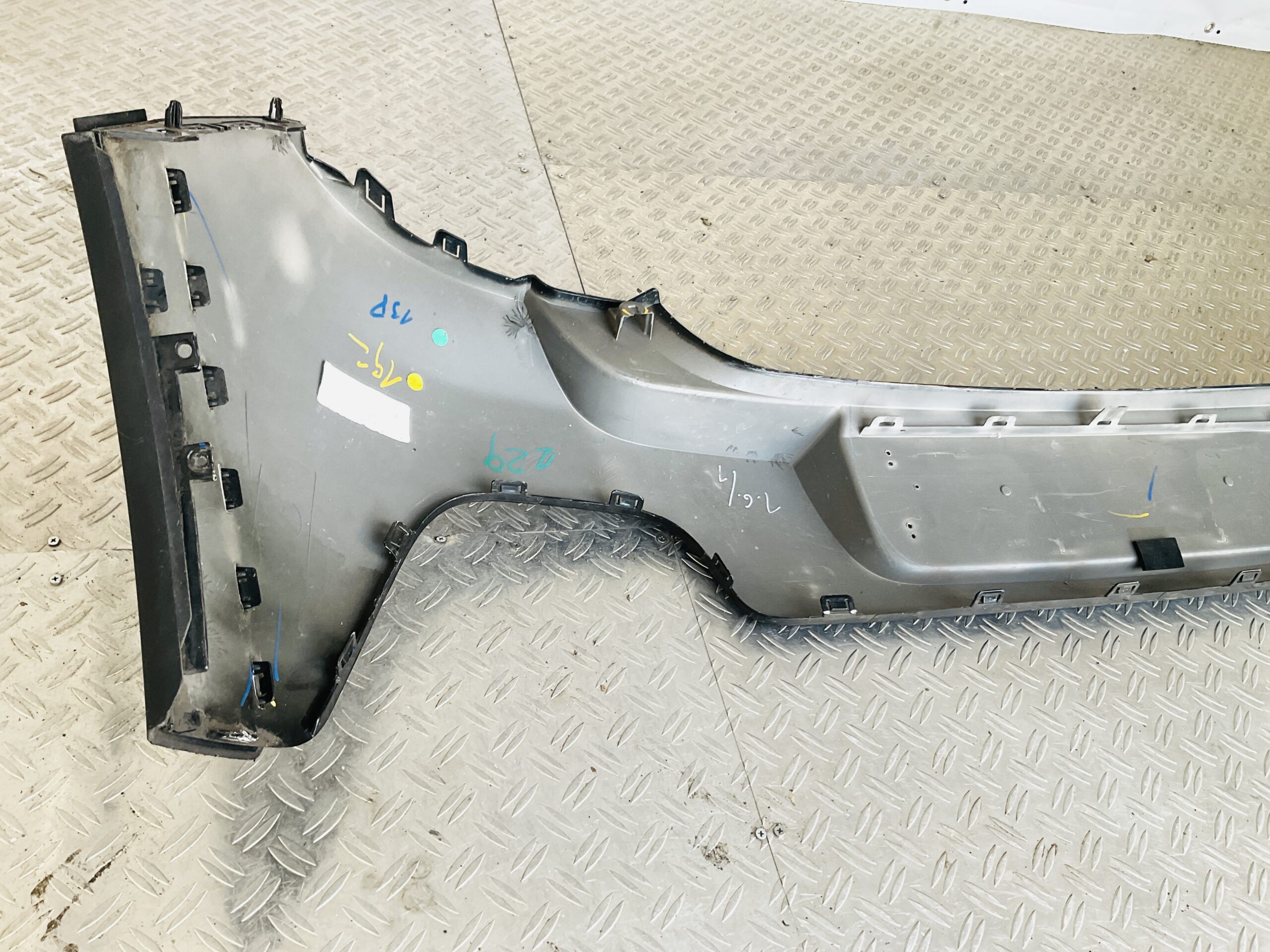 Bumper Citroen C3 16-19 9813343977 Achterbumper 1-E10-14107z