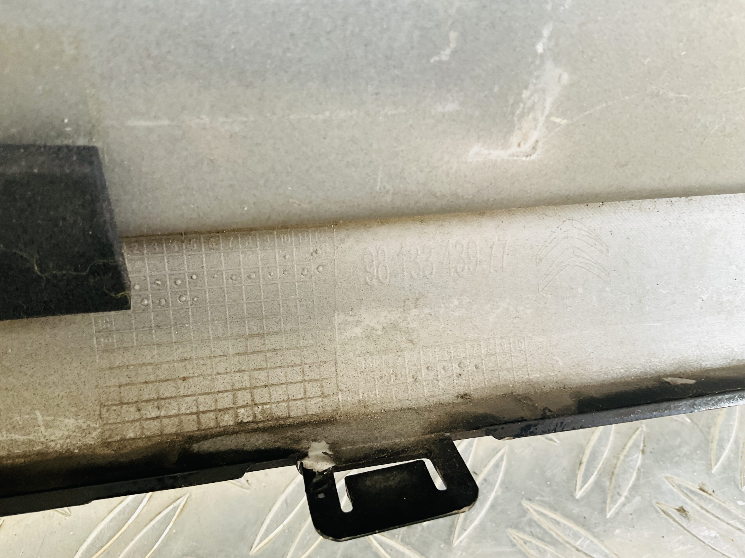 Bumper Citroen C3 16-19 9813343977 Achterbumper 1-E10-14107z