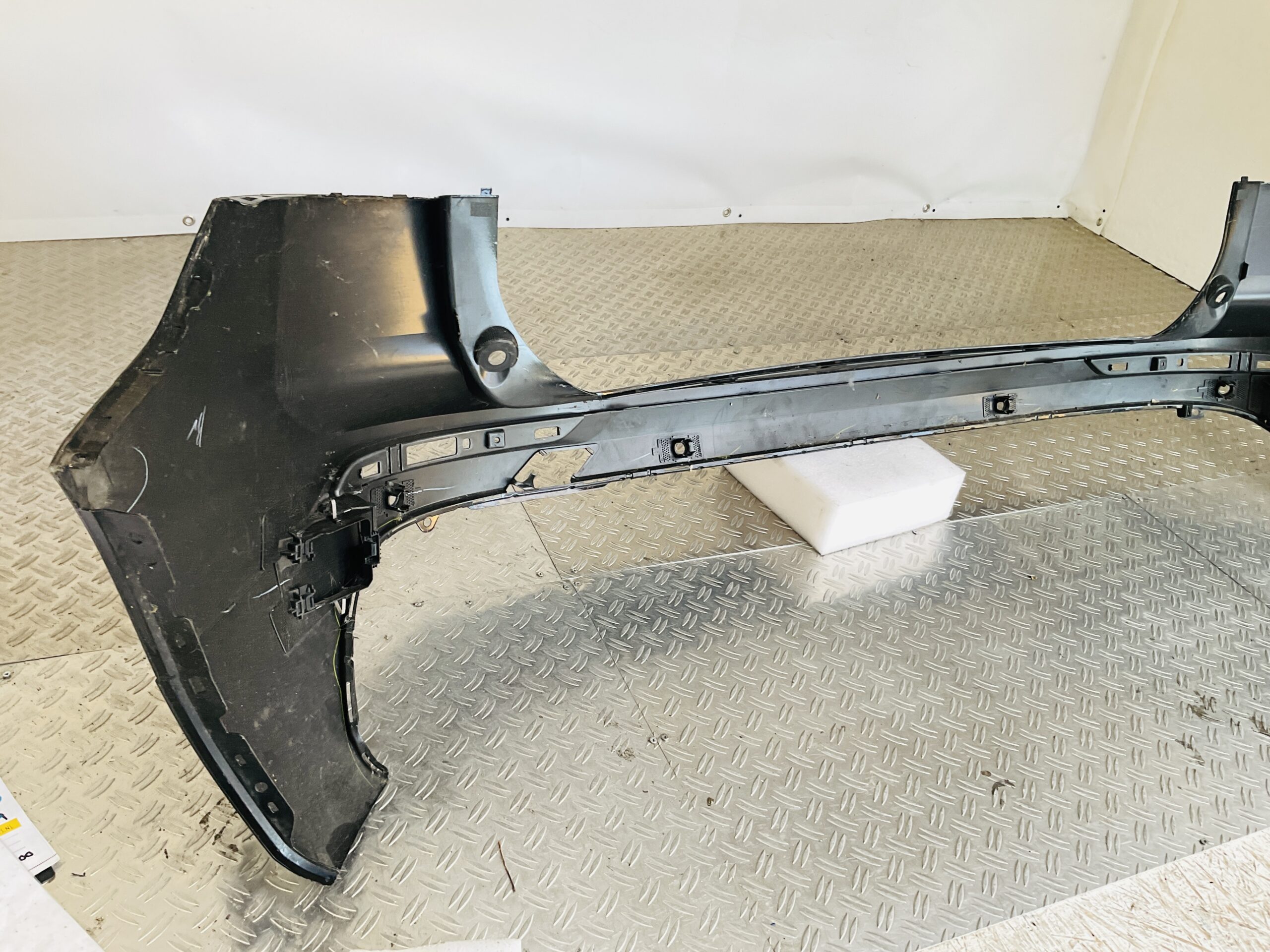 Bumper Volvo XC60 R Design R-Design 31689246 Achterbumper 1-E10-14117z