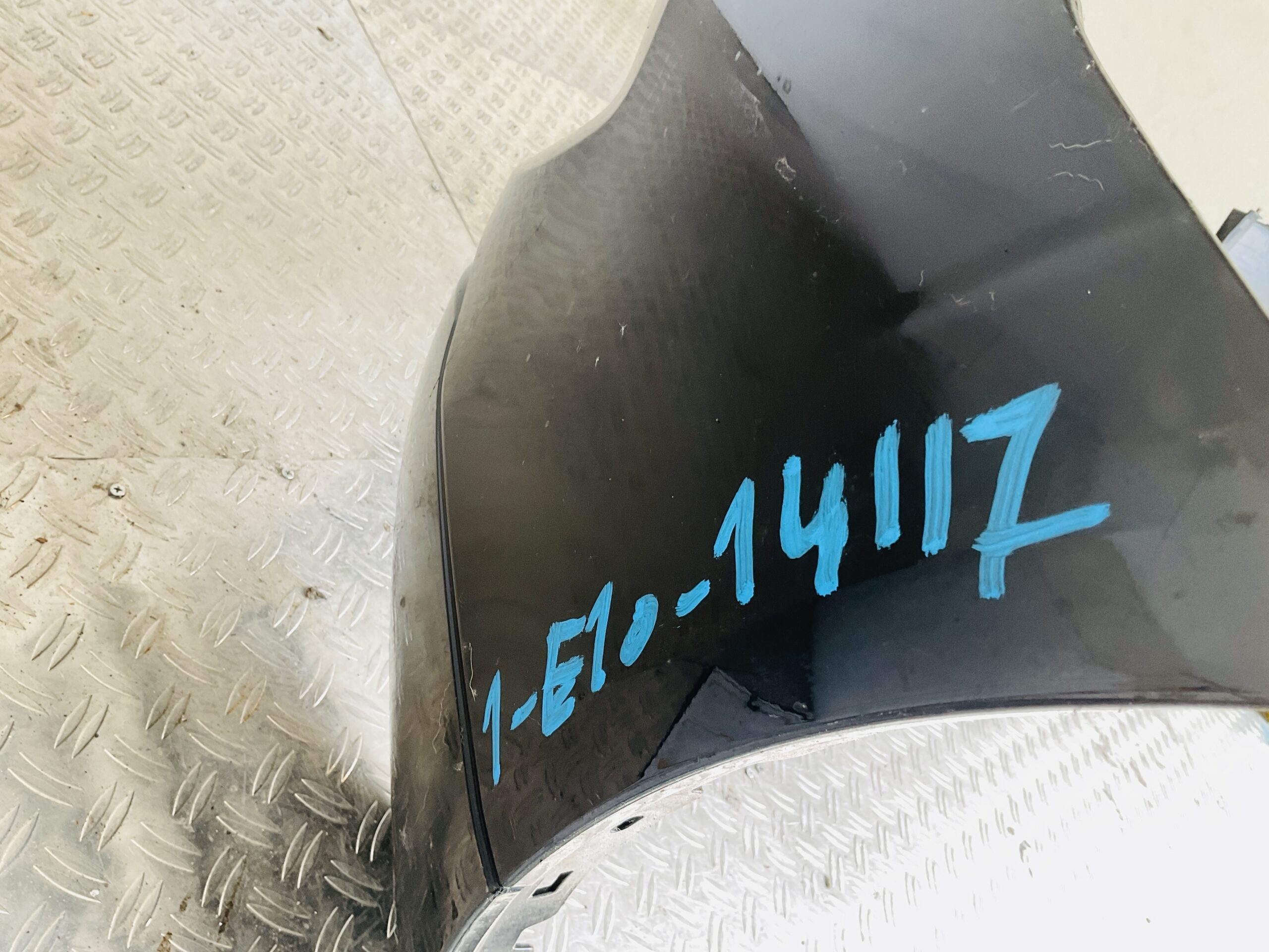 Bumper Volvo XC60 R Design R-Design 31689246 Achterbumper 1-E10-14117z