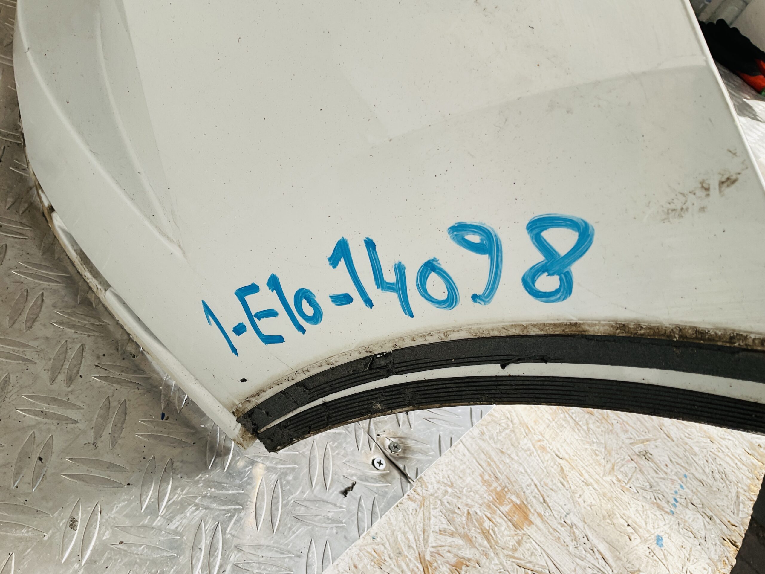 Bumper Skoda Karoq 57A Facelift 57A807421 Achterbumper 1-E10-14098