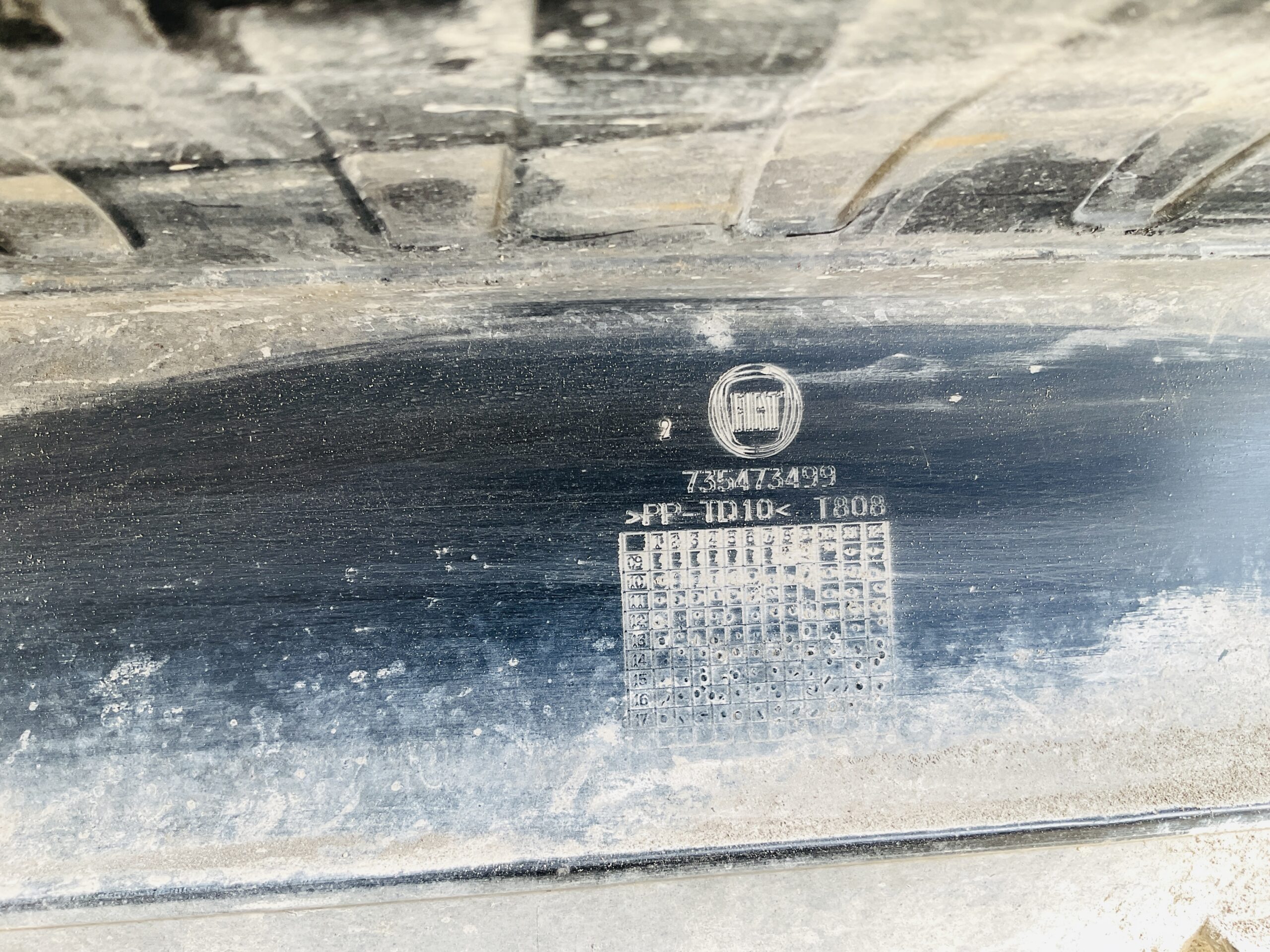 Bumper Opel Combo Fiat Doblo 735473499 Achterbumper 1-R8-14103R