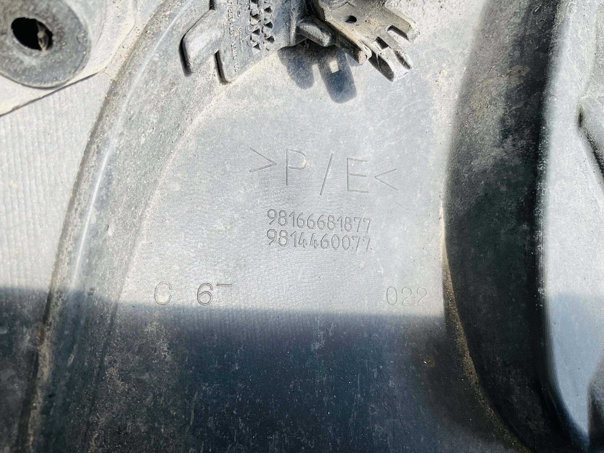 Bumper Peugeot 5008 6xpdc 98166681877 Achterbumper 1-R8-14092