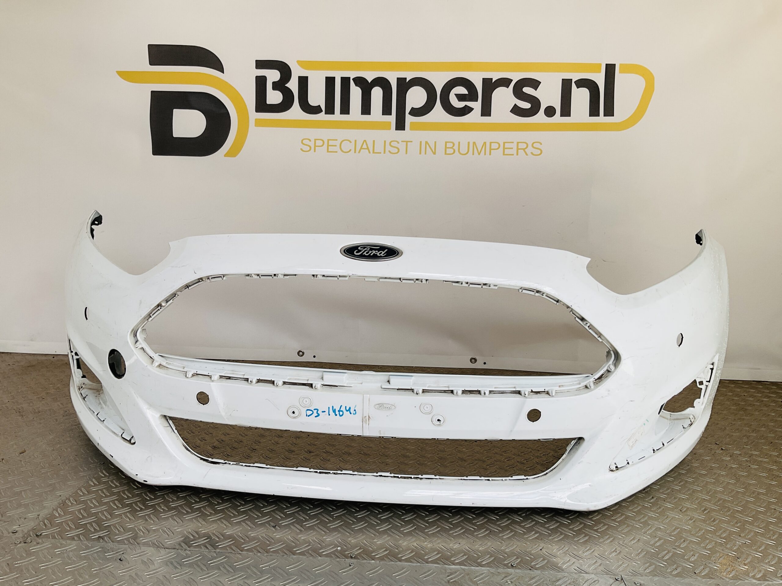 Bumper Ford Fiesta MK7 13-16 pdc C1BB-17757-A Voorbumper 1-D3-14646z