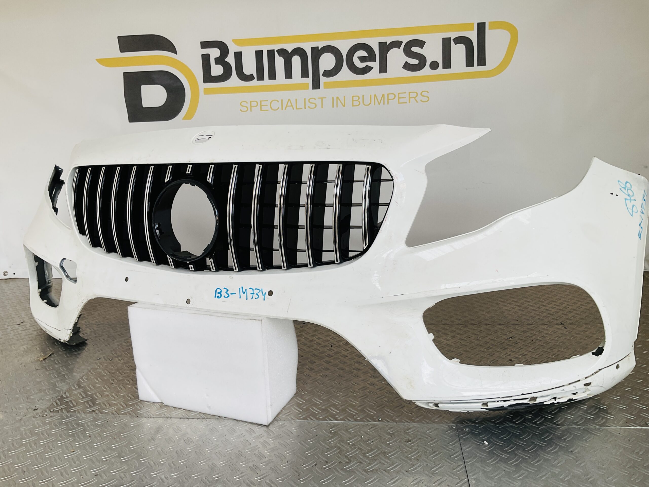 Bumper Mercedes GLA Klasse W156 X156 AMG Facelift 16-21 A1568800301 Voorbumper 1-B3-14734z
