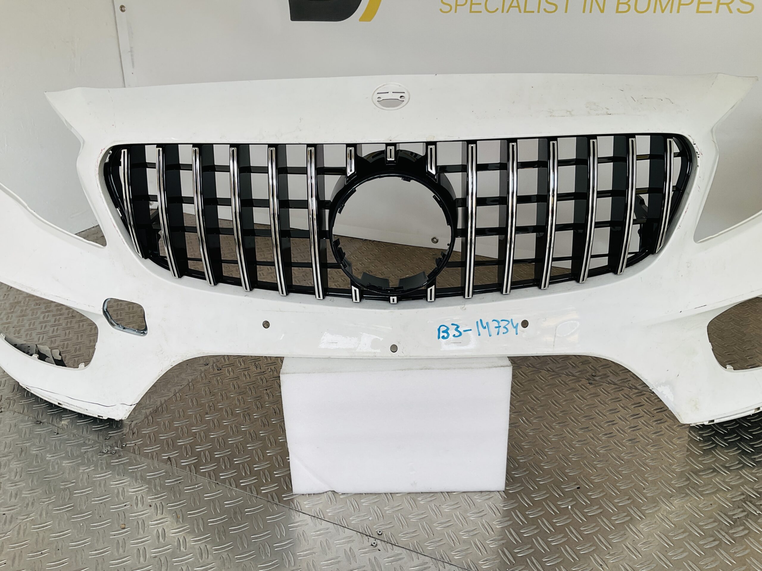 Bumper Mercedes GLA Klasse W156 X156 AMG Facelift 16-21 A1568800301 Voorbumper 1-B3-14734z