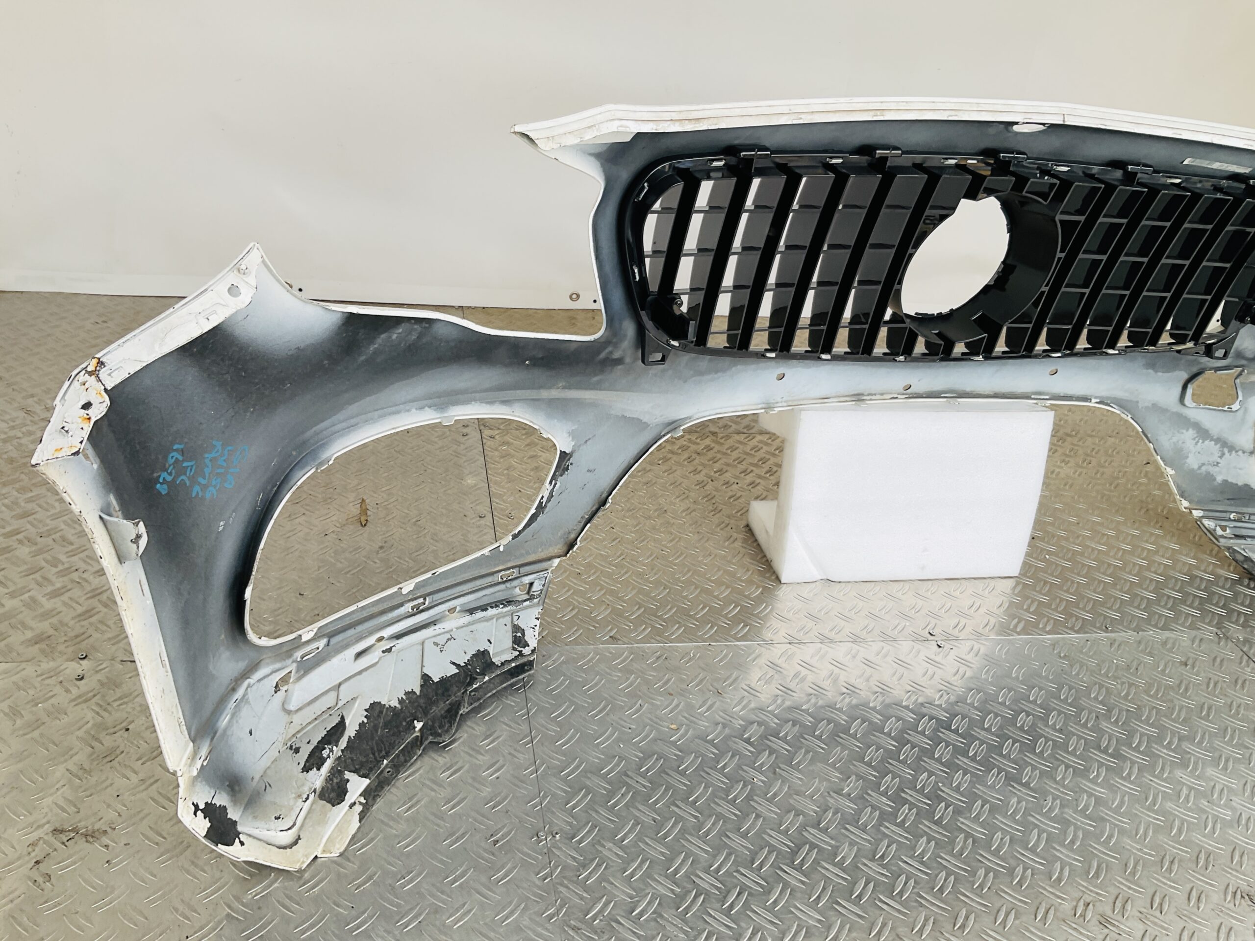 Bumper Mercedes GLA Klasse W156 X156 AMG Facelift 16-21 A1568800301 Voorbumper 1-B3-14734z