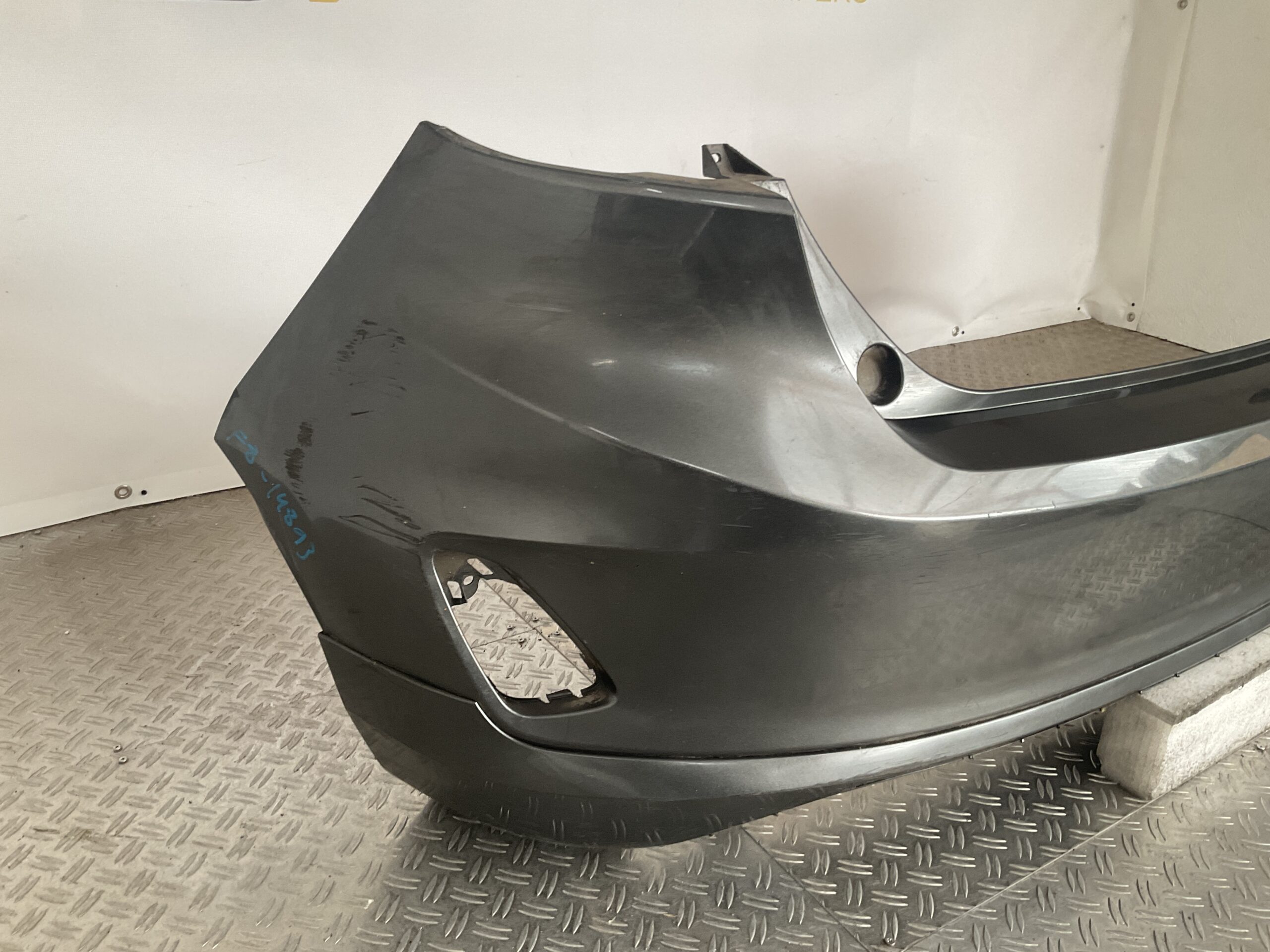 Bumper Ford Fiesta MK8 Stline ST-Line 18-21 H1BB-17906-A1 Achterbumper F8-14893z