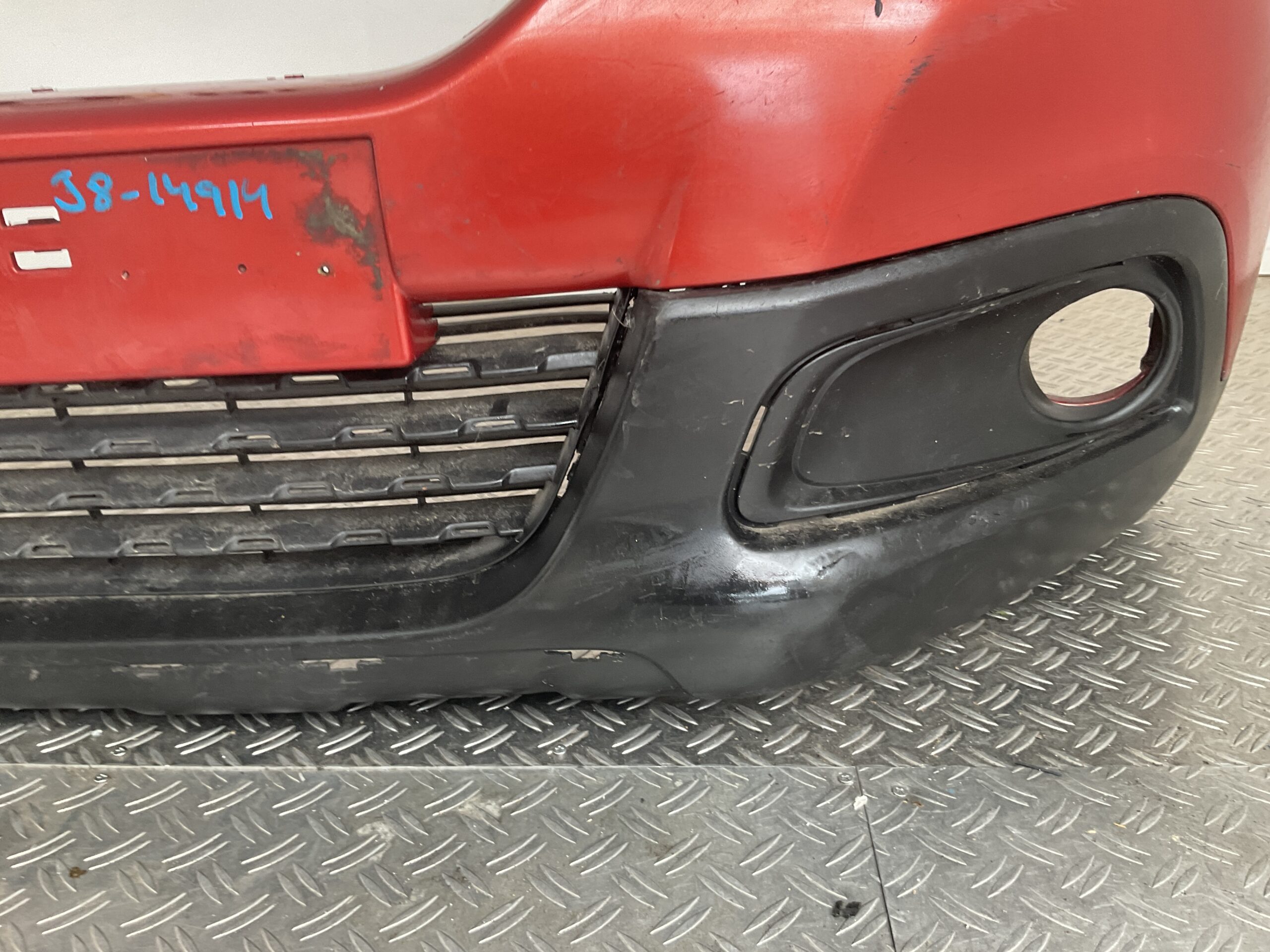 Bumper Peugeot 2008 12-16 9802521077 Voorbumper J8-14914z