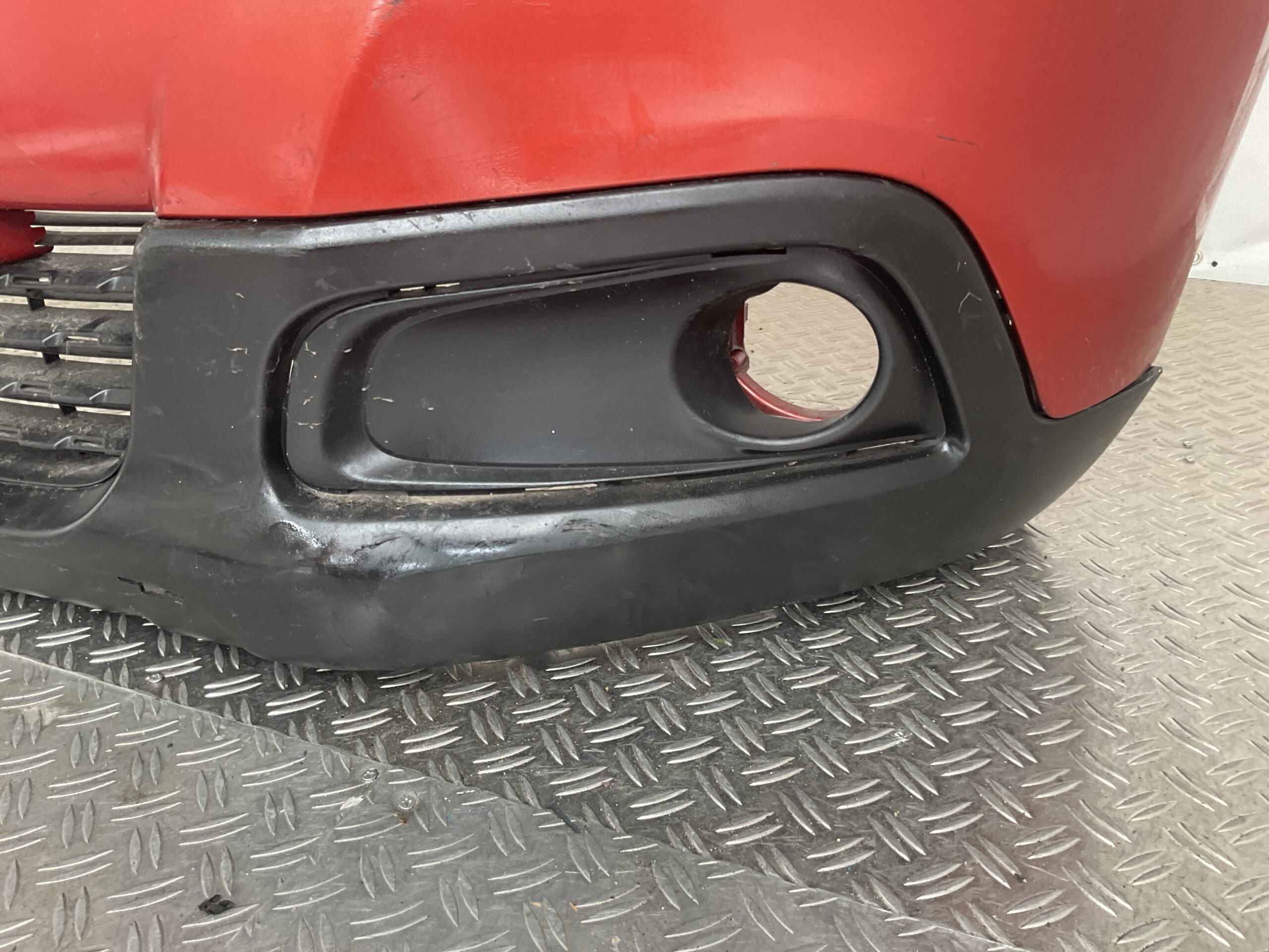 Bumper Peugeot 2008 12-16 9802521077 Voorbumper J8-14914z