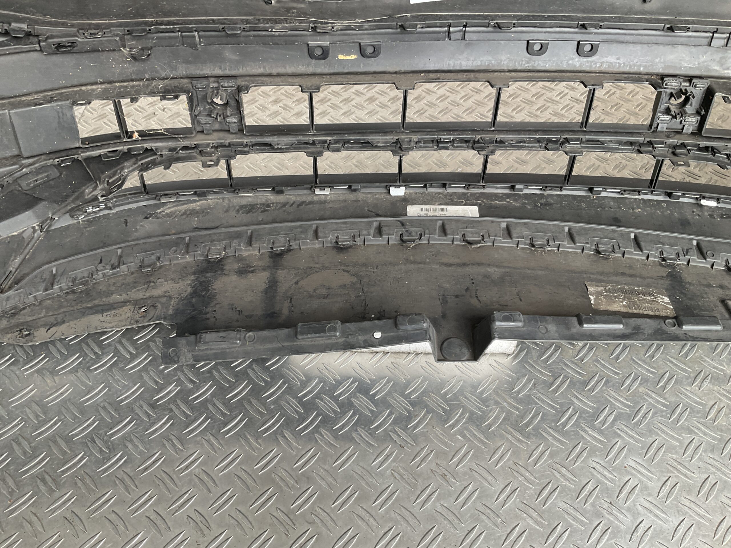 Bumper Volkswagen Tiguan 5NA Rline Facelift pdc 21-24 5NA807221D Voorbumper C7-14934z
