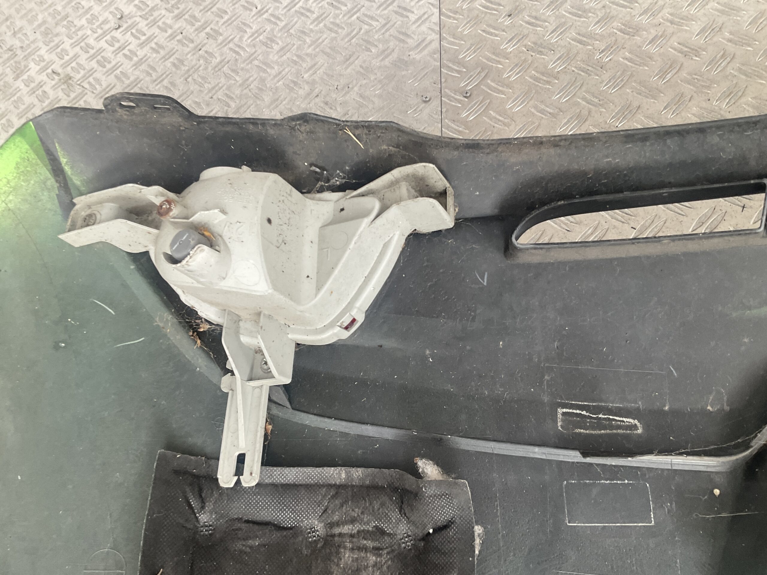 Bumper Mazda 2 07-11 D651-50221 K3006 Achterbumper F8-14999z