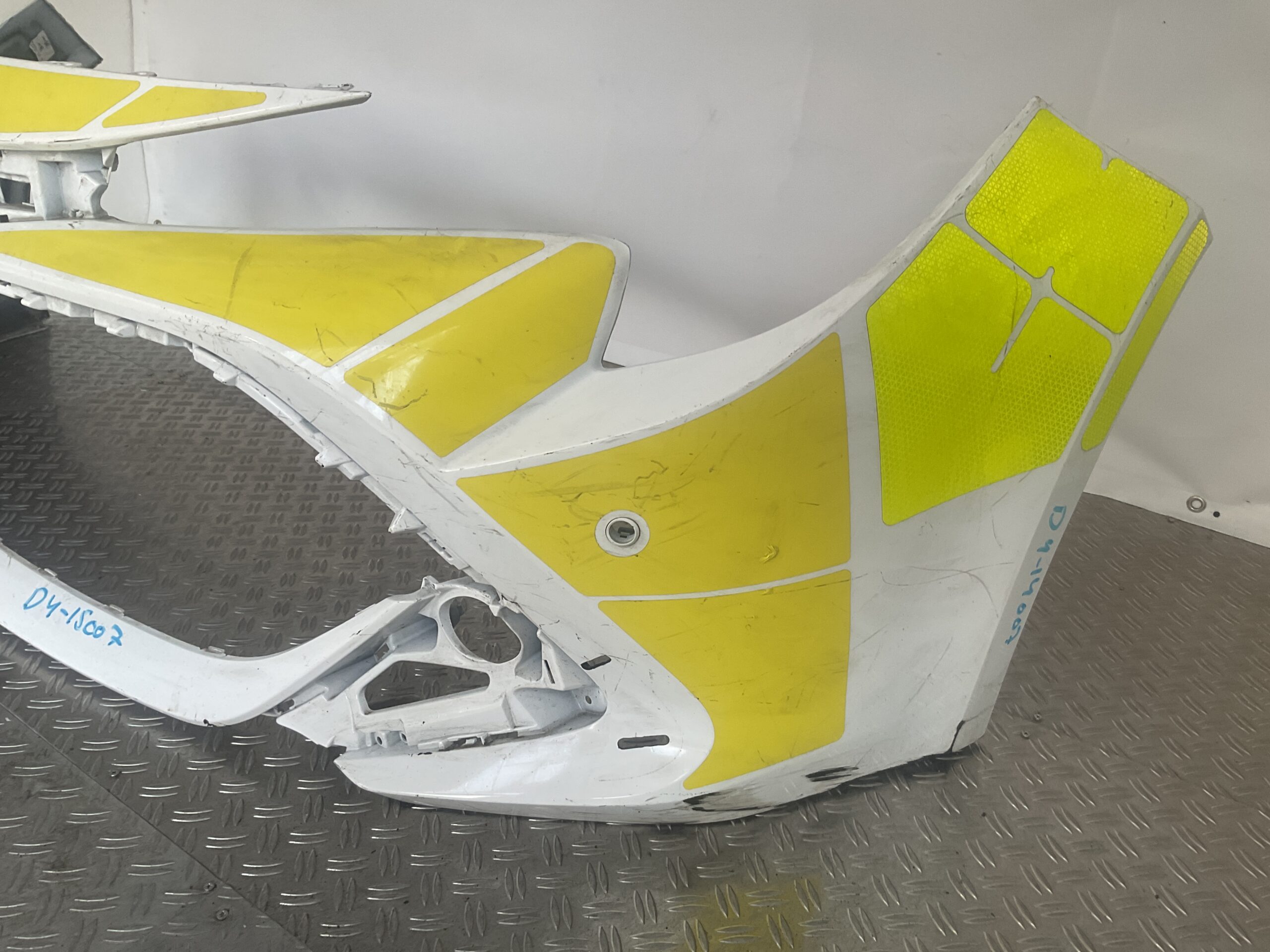 Bumper Toyota Corolla 18-24 pdc 52119-02J90 Voorbumper D4-15007z