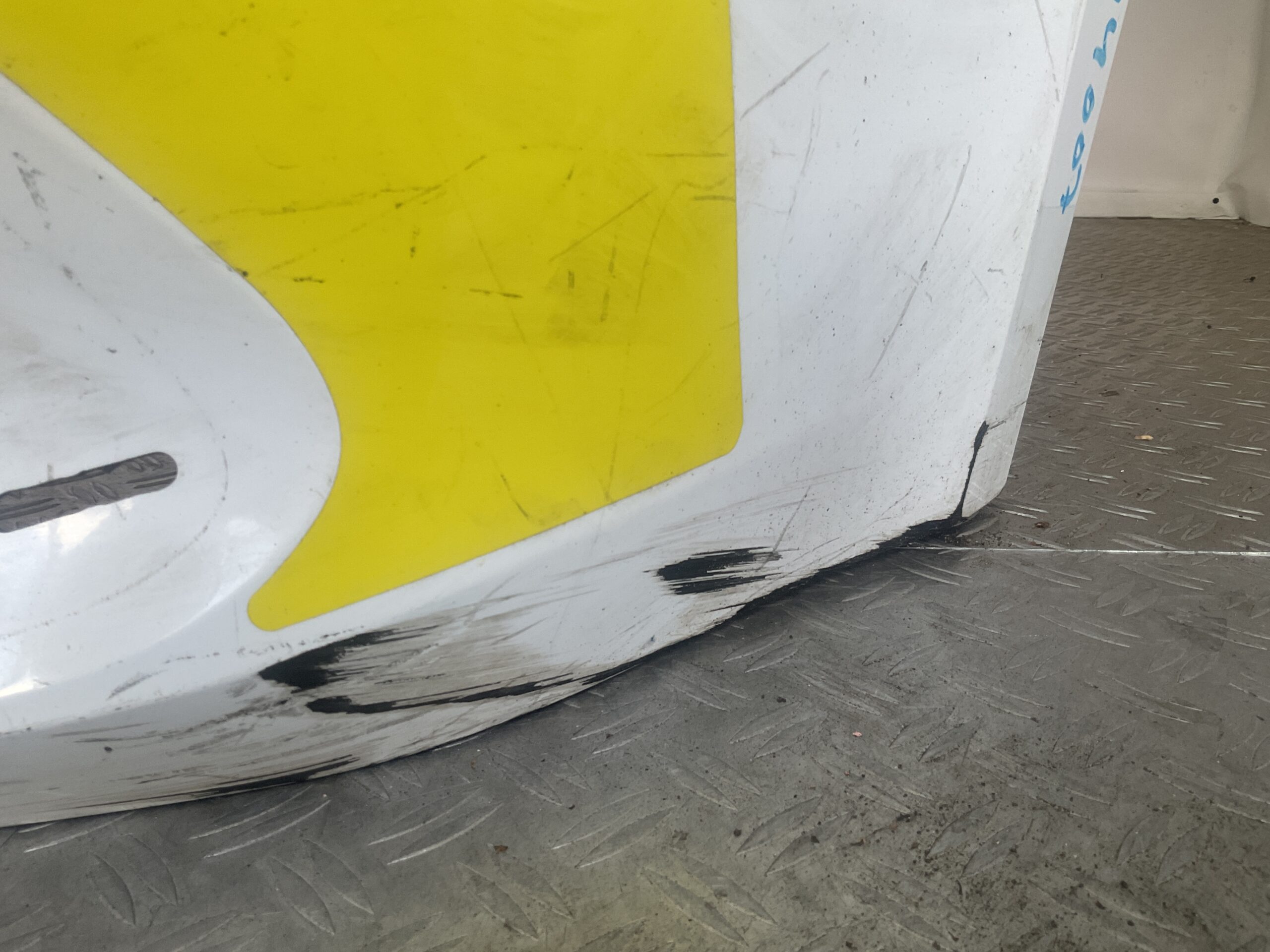 Bumper Toyota Corolla 18-24 pdc 52119-02J90 Voorbumper D4-15007z