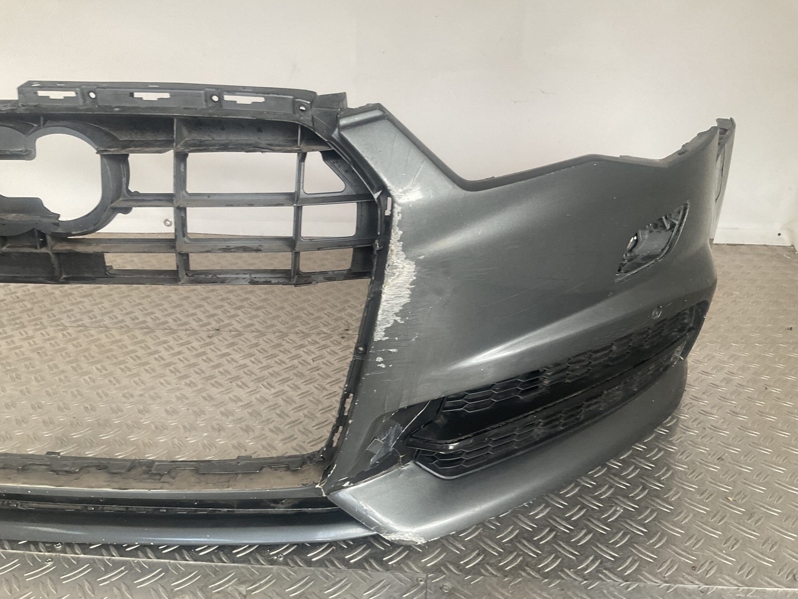 Bumper Audi A6 C7 4G Facelift Sline S-Line 4G0807437AB Voorbumper H5-15018z