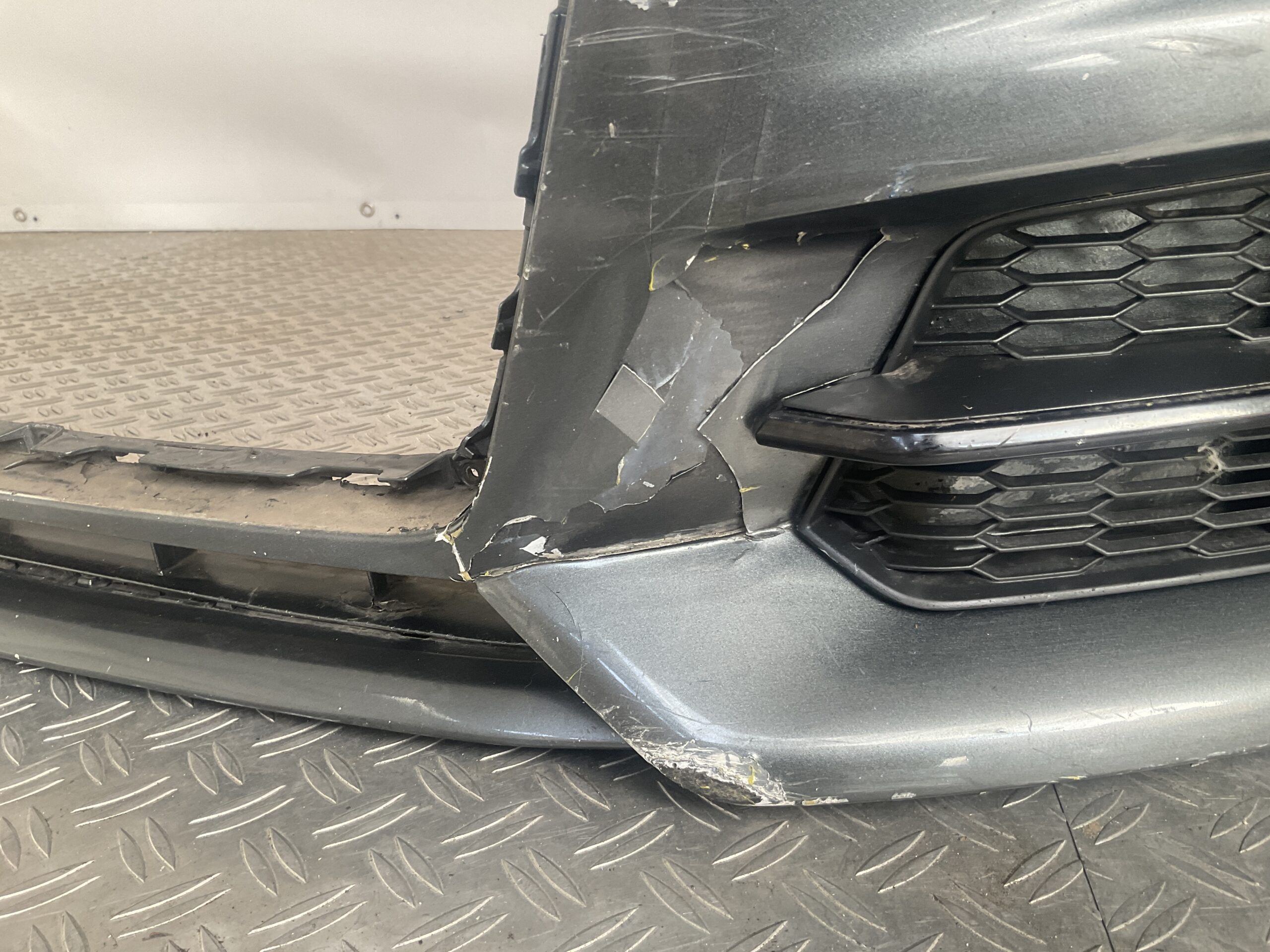 Bumper Audi A6 C7 4G Facelift Sline S-Line 4G0807437AB Voorbumper H5-15018z