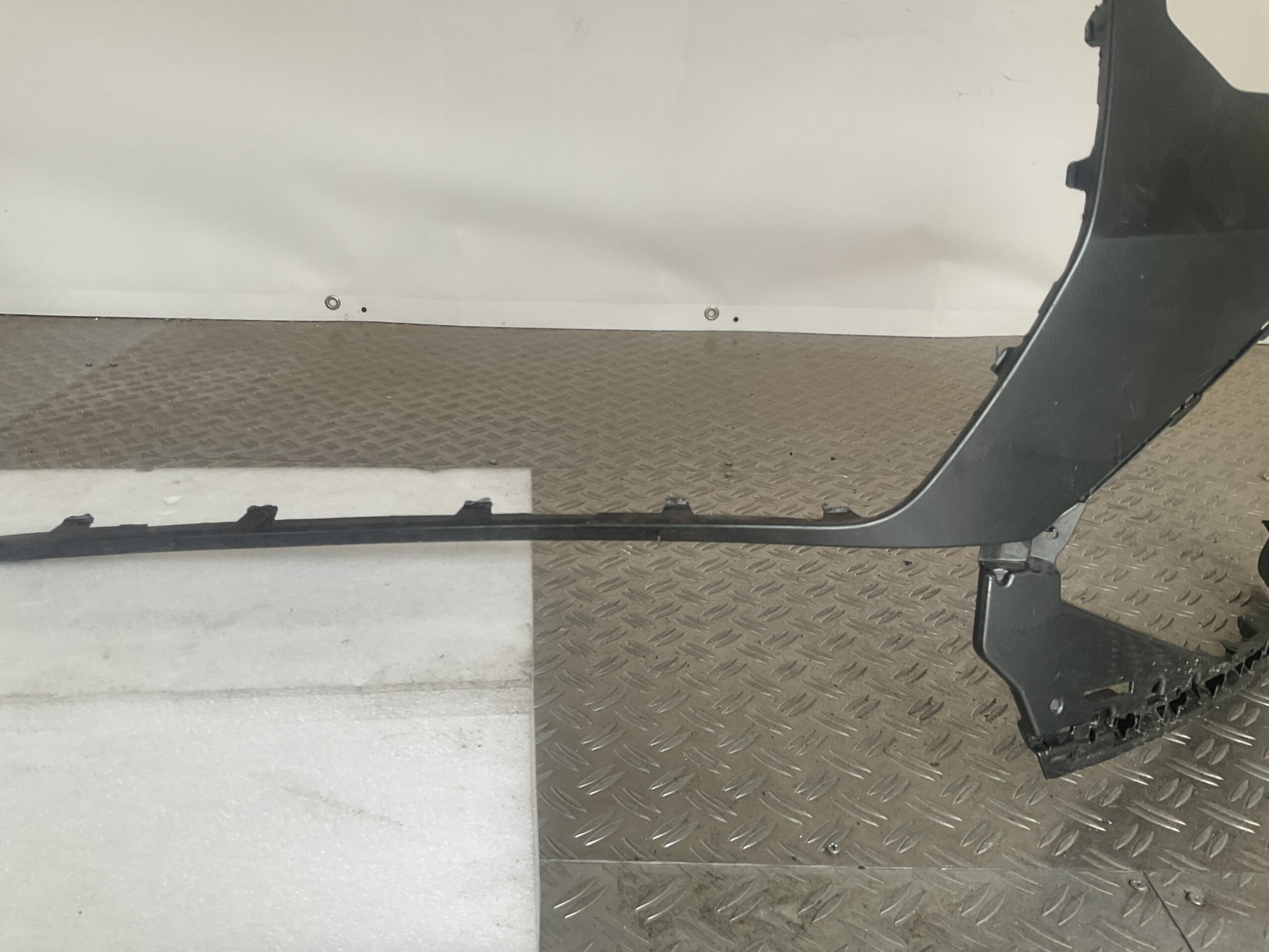 Bumper Audi Q2 81A Sline S-Line Facelift 81A807437 Voorbumper H3-16016z