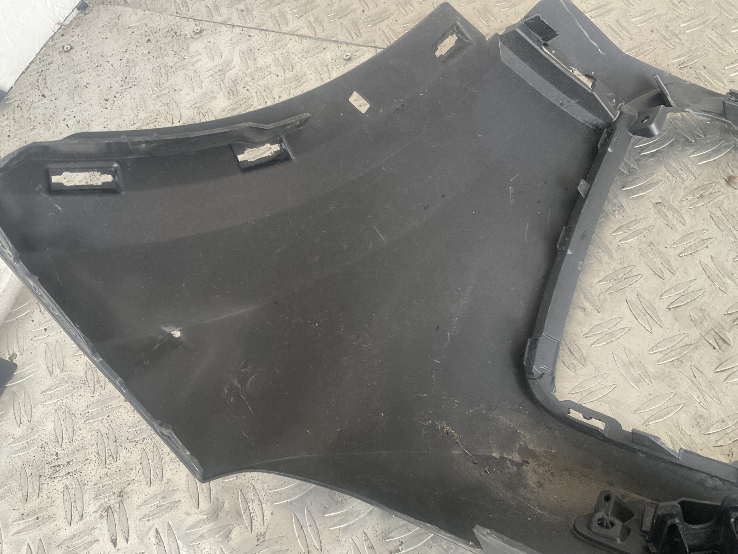 Bumper Audi Q2 81A Sline S-Line Facelift 81A807437 Voorbumper H3-16016z