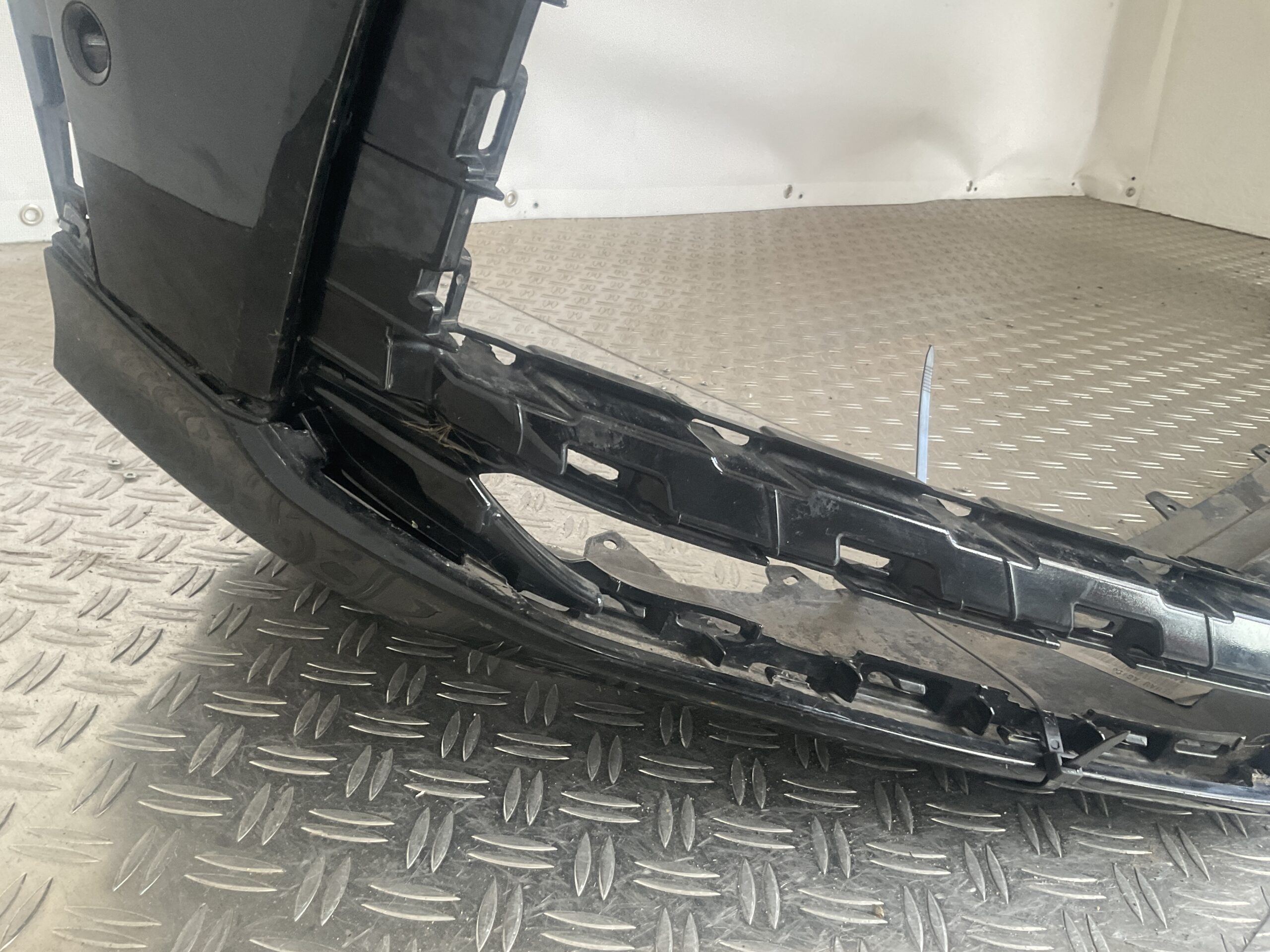 Bumper Audi Q7 SQ7 4M Sline S-Line Facelift 4M0807095G 4M0807733F Voorbumper H5-15036z