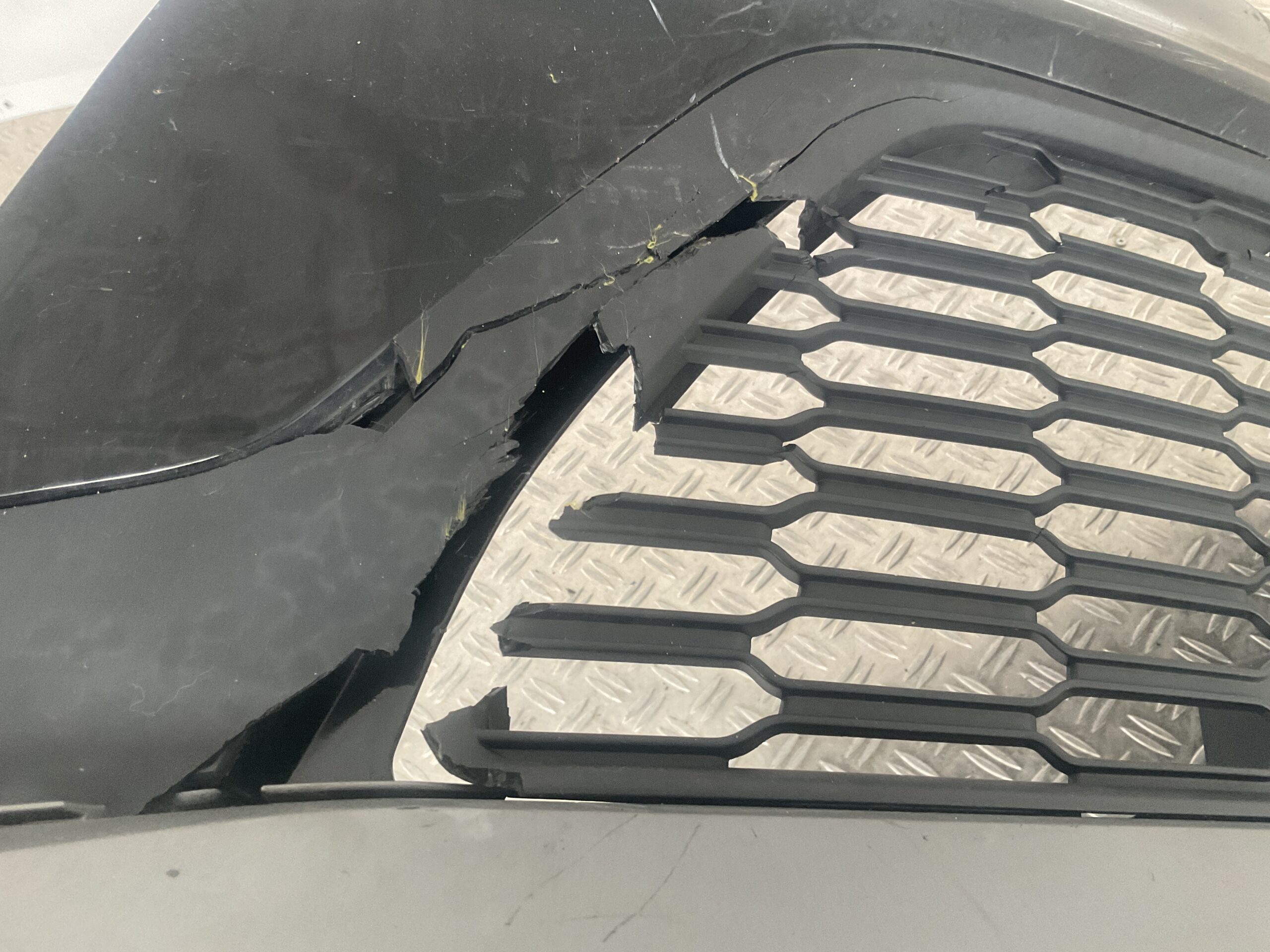 Bumper Audi Q7 SQ7 4M Sline S-Line Facelift 4M0807095G 4M0807733F Voorbumper H5-15036z