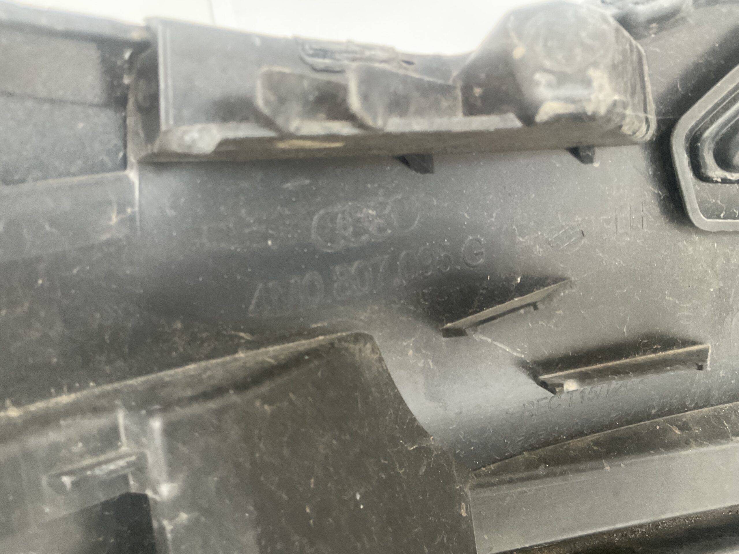 Bumper Audi Q7 SQ7 4M Sline S-Line Facelift 4M0807095G 4M0807733F Voorbumper H5-15036z