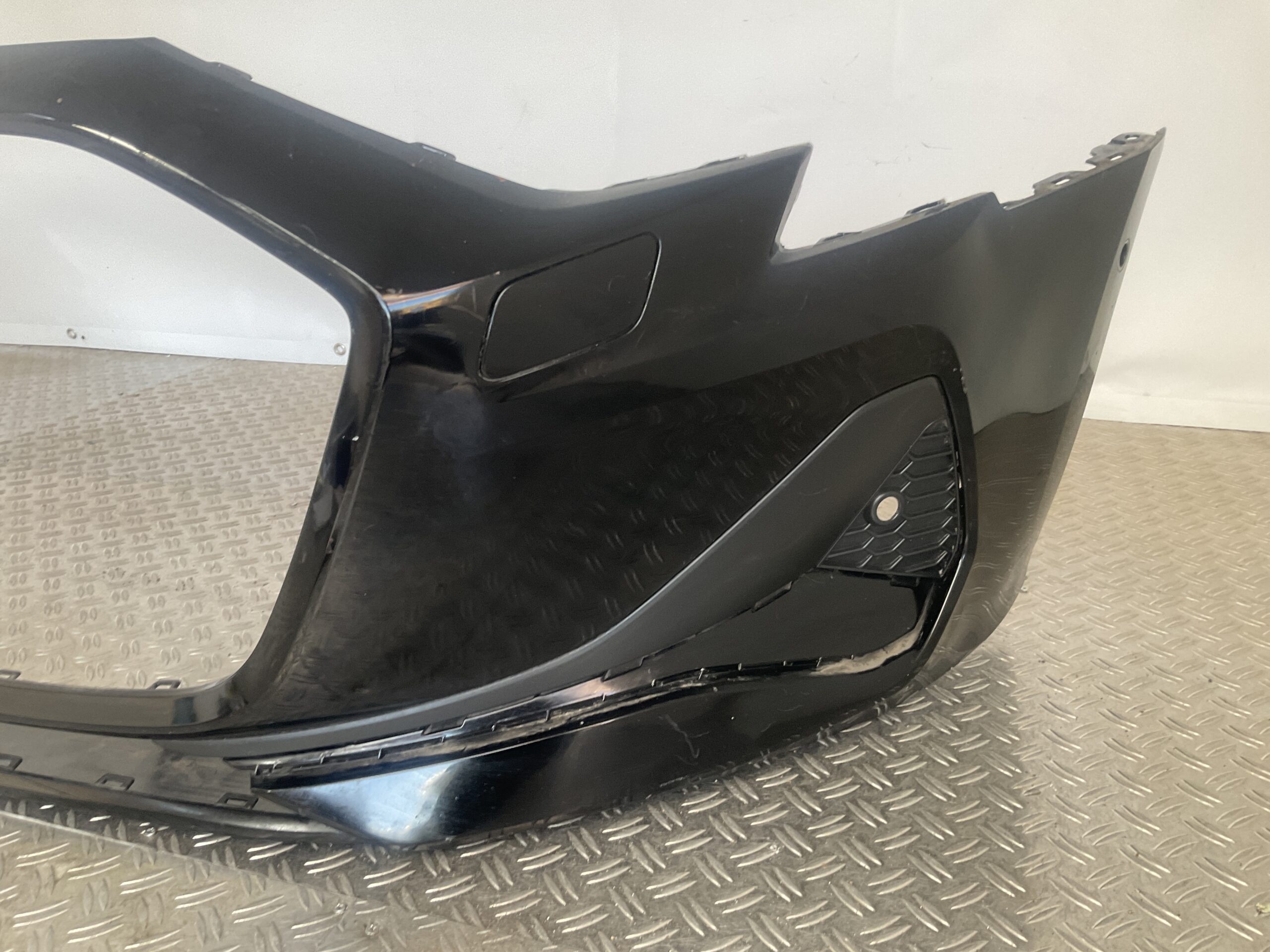 Bumper Audi A3 8Y Facelift 23-25 kls pdc 8Y0807409 Voorbumper H8-15046z