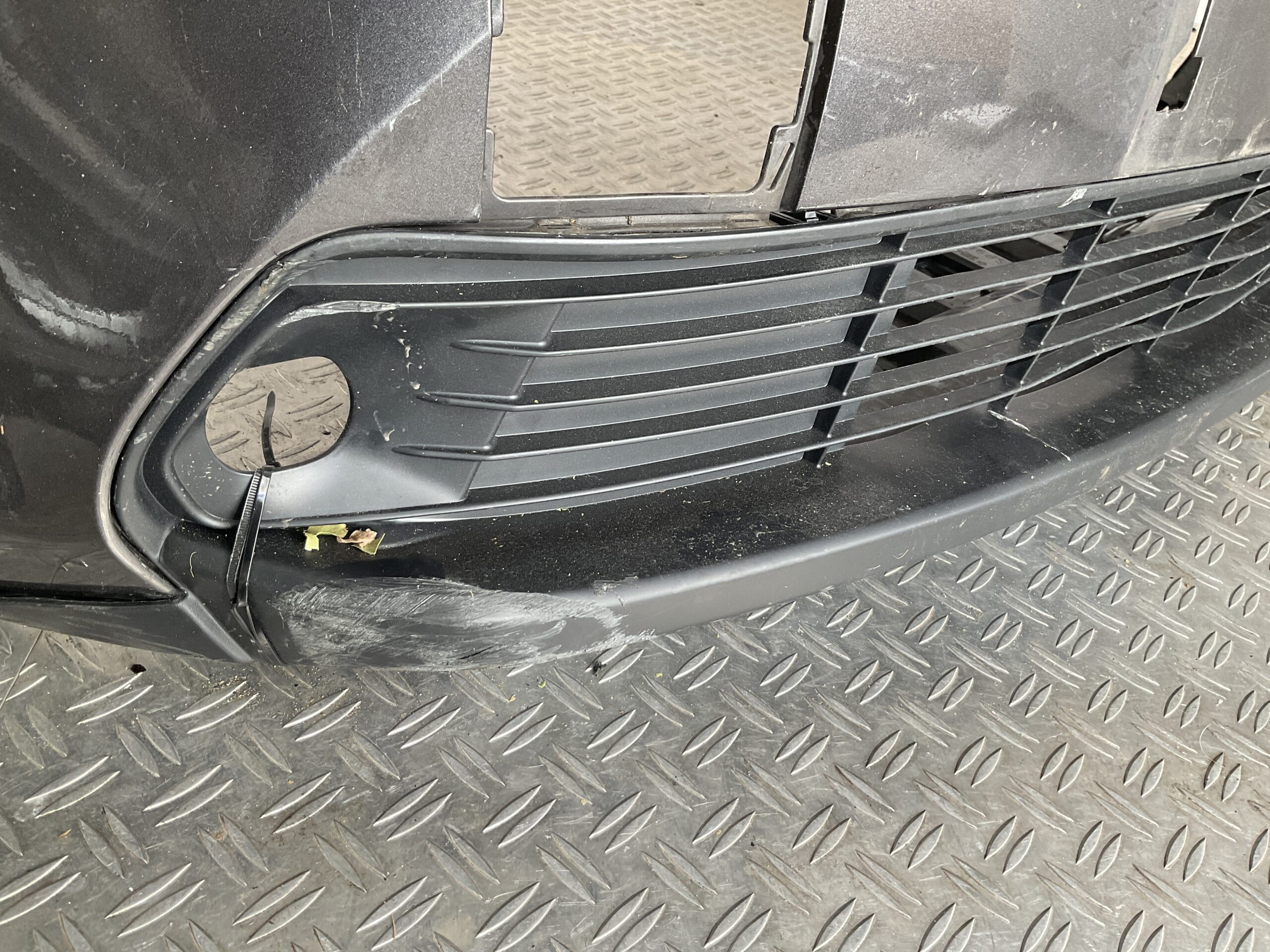 Bumper Toyota Yaris Cross 20-25 52119-0DC20 Voorbumper D5-15312z