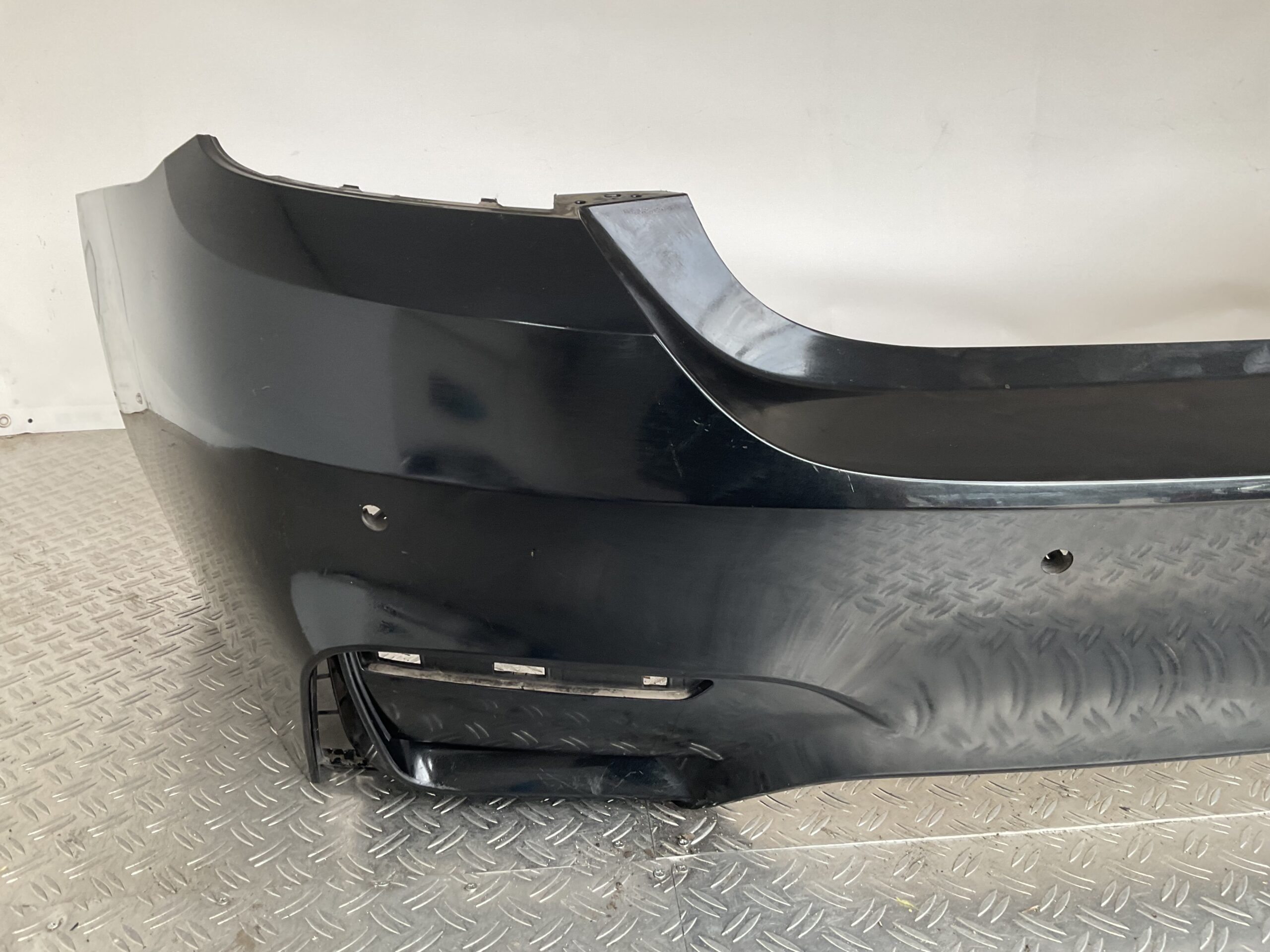 Bumper BMW M4 F82 F83 14-17 pdc 51128054284 Achterbumper F8-14852z