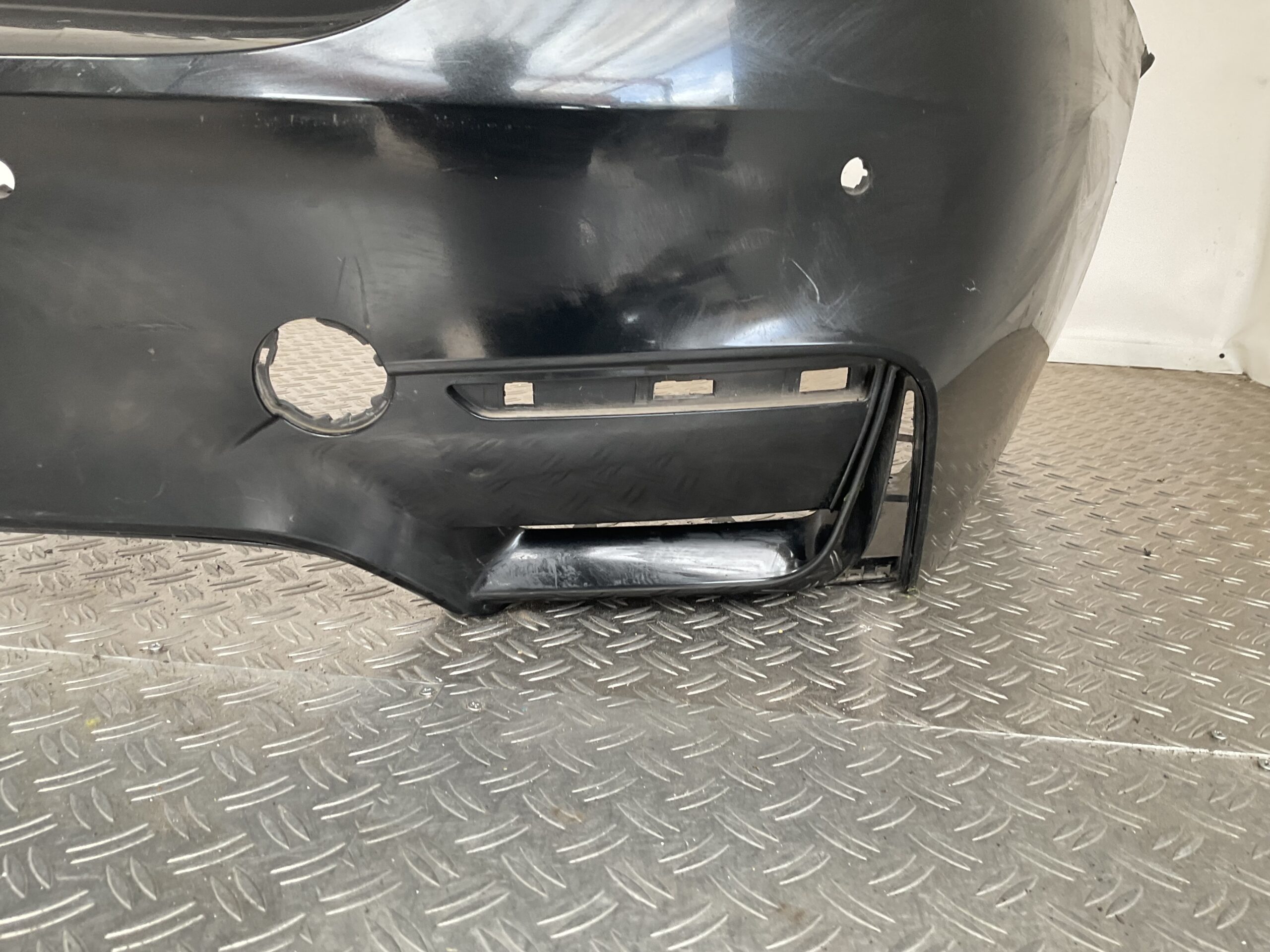 Bumper BMW M4 F82 F83 14-17 pdc 51128054284 Achterbumper F8-14852z