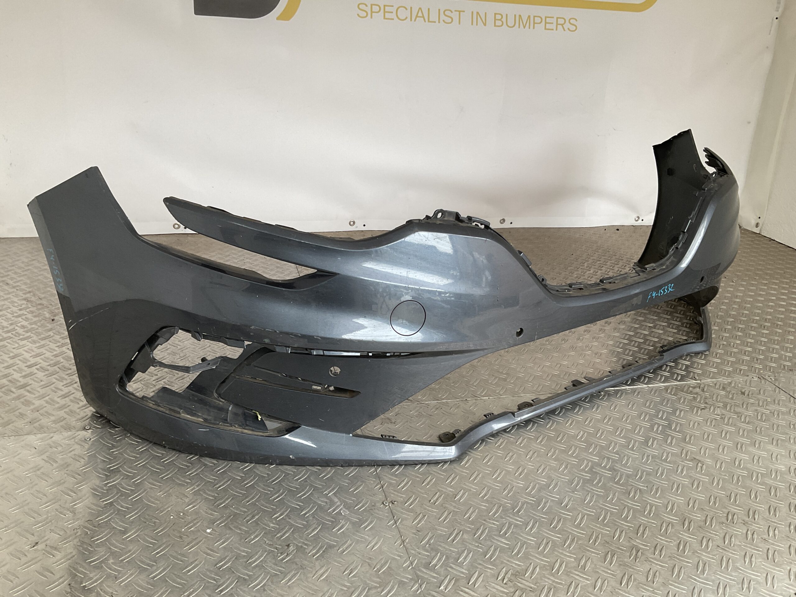 Bumper Renault Megane 4 IV 2016-2021 620220472R Voorbumper F4-15332z