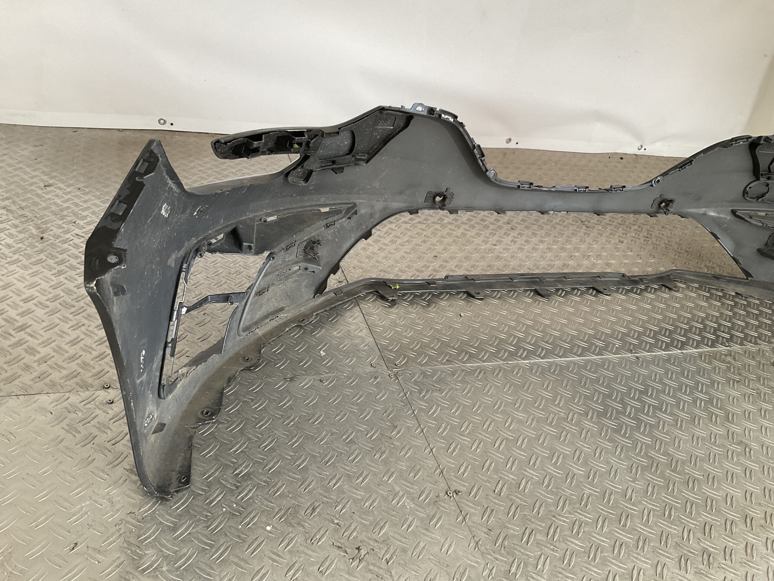 Bumper Renault Megane 4 IV 2016-2021 620220472R Voorbumper F4-15332z