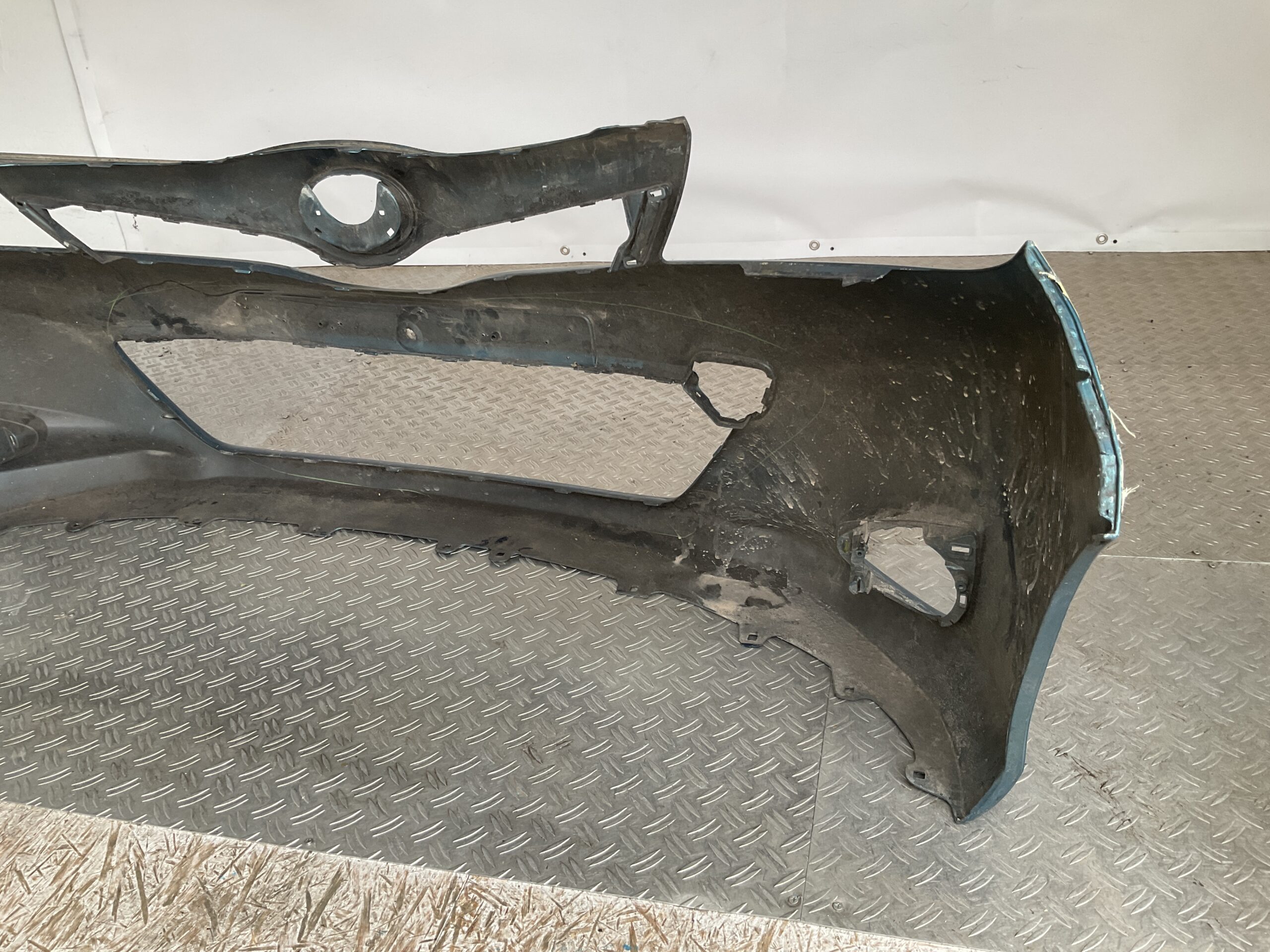 Bumper Toyota Yaris 3 III 11-14 52119-0D410 Voorbumper D3-15323z