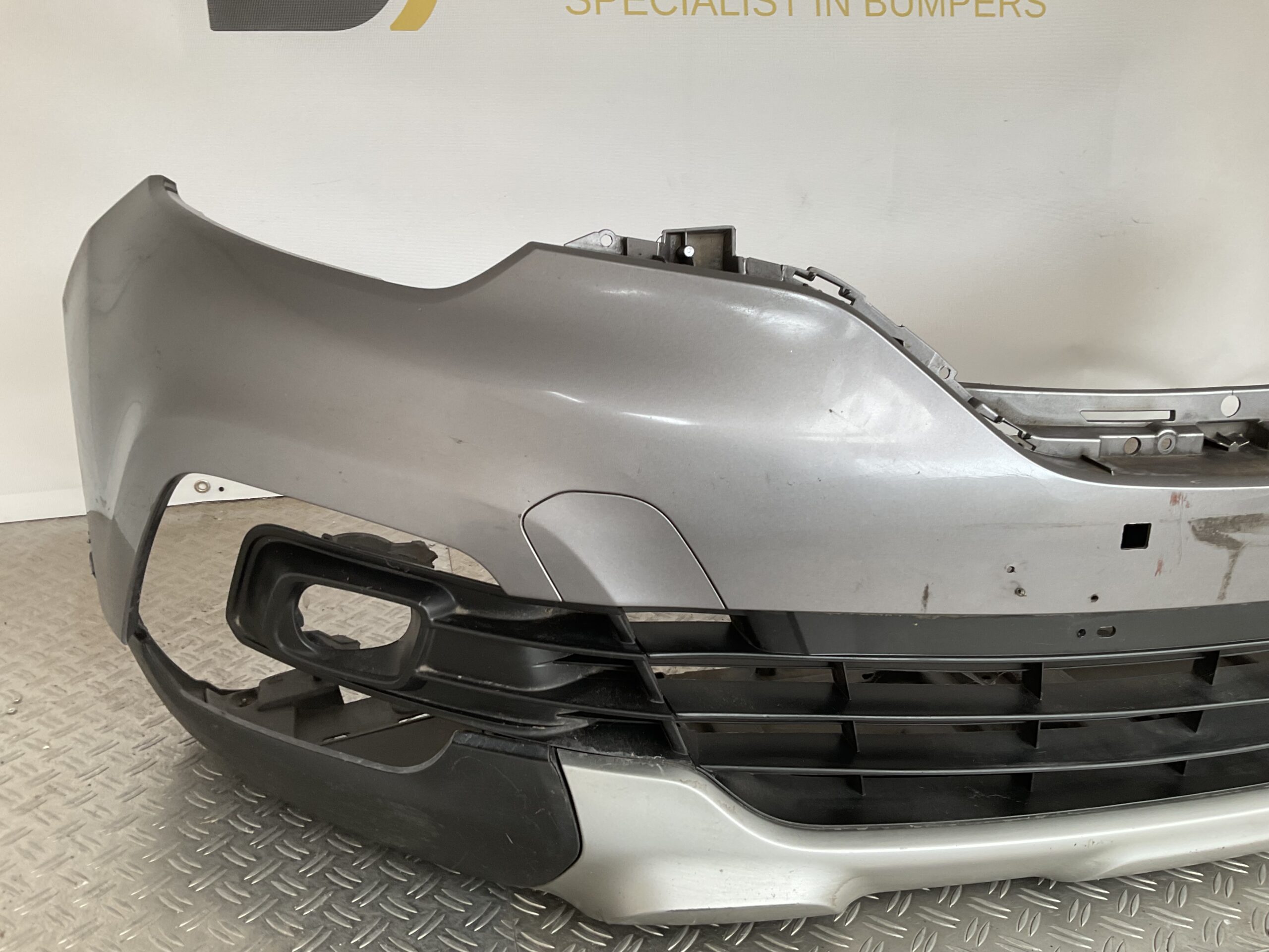 Bumper Renault Captur Facelift 16-21 620227019R Voorbumper F5-14787z