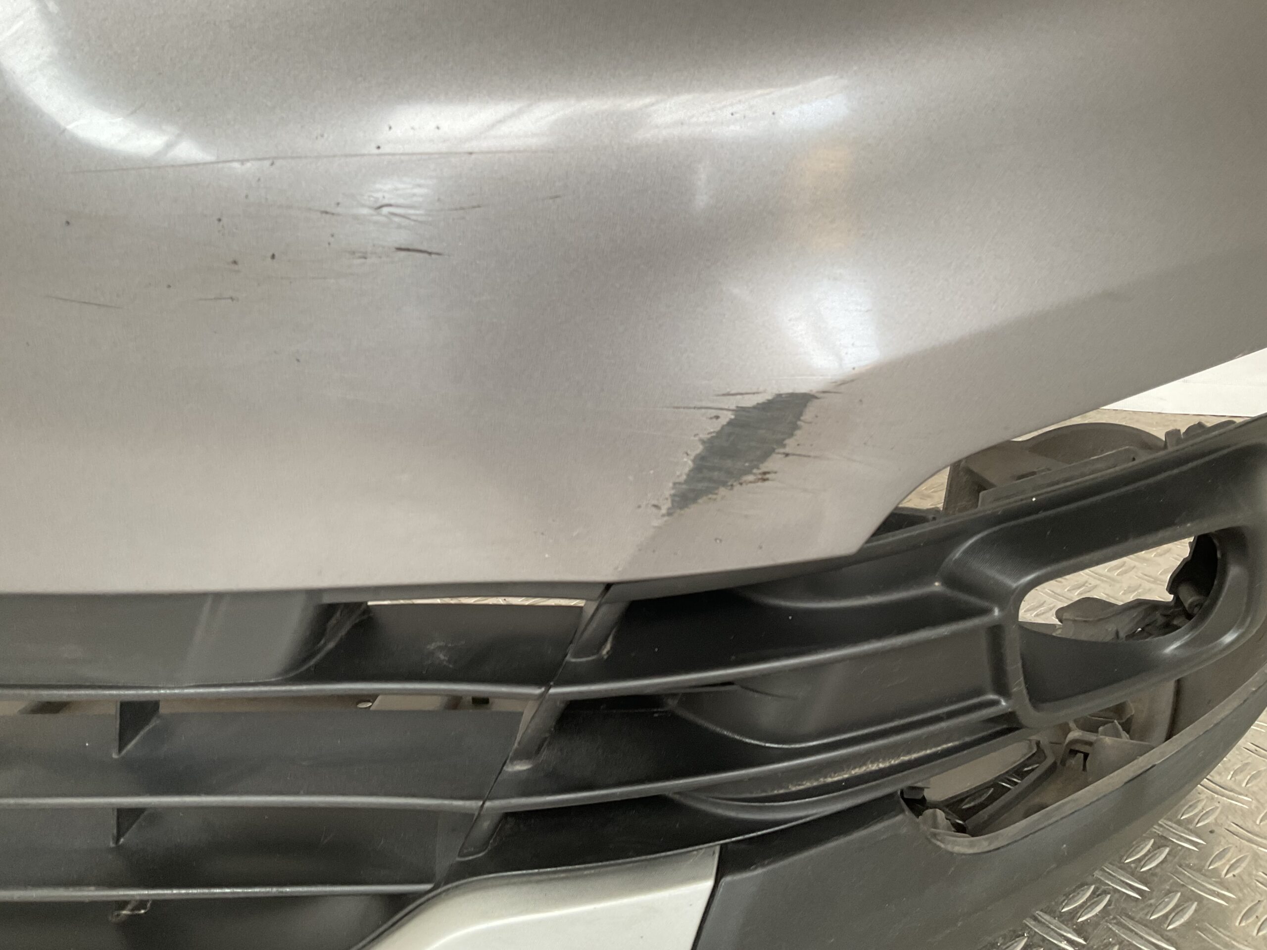 Bumper Renault Captur Facelift 16-21 620227019R Voorbumper F5-14787z