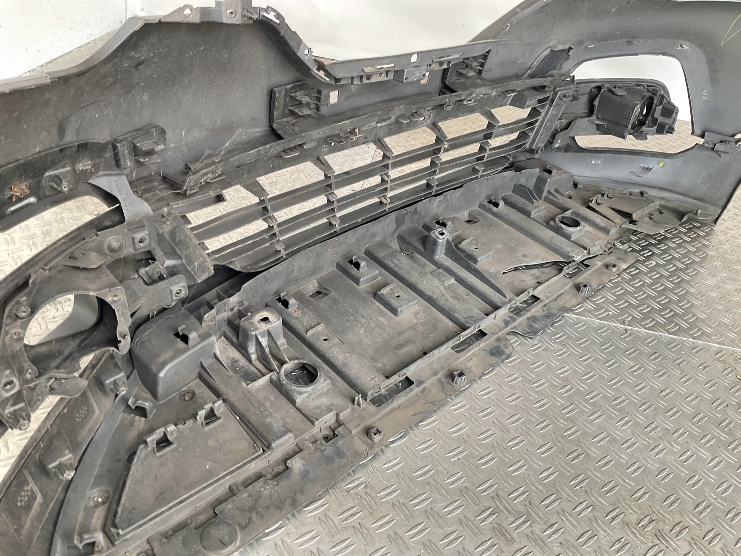 Bumper Renault Captur Facelift 16-21 620227019R Voorbumper F5-14787z