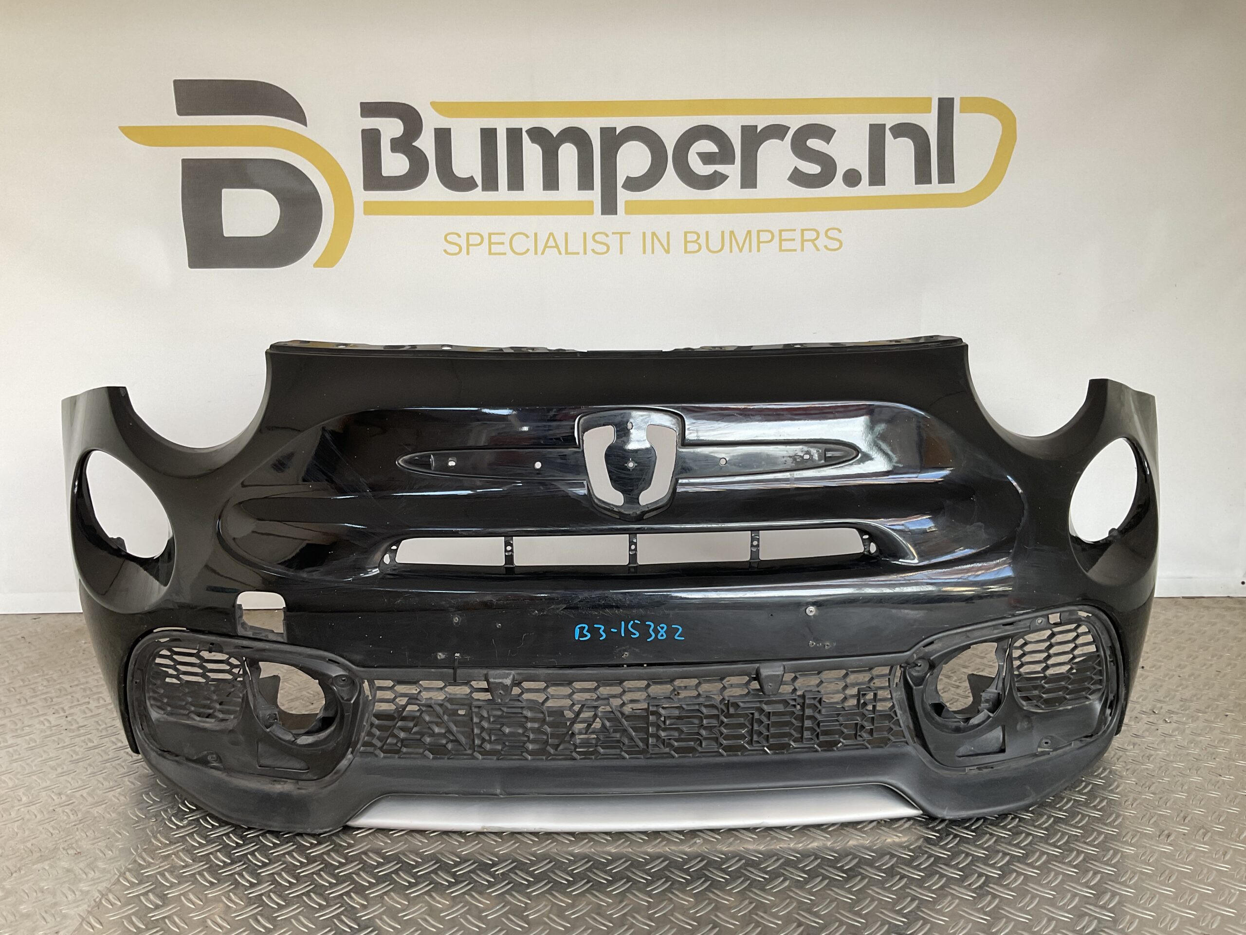Bumper Fiat 500 ABARTH Facelift 15-21 735633044 Voorbumper B3-15382z