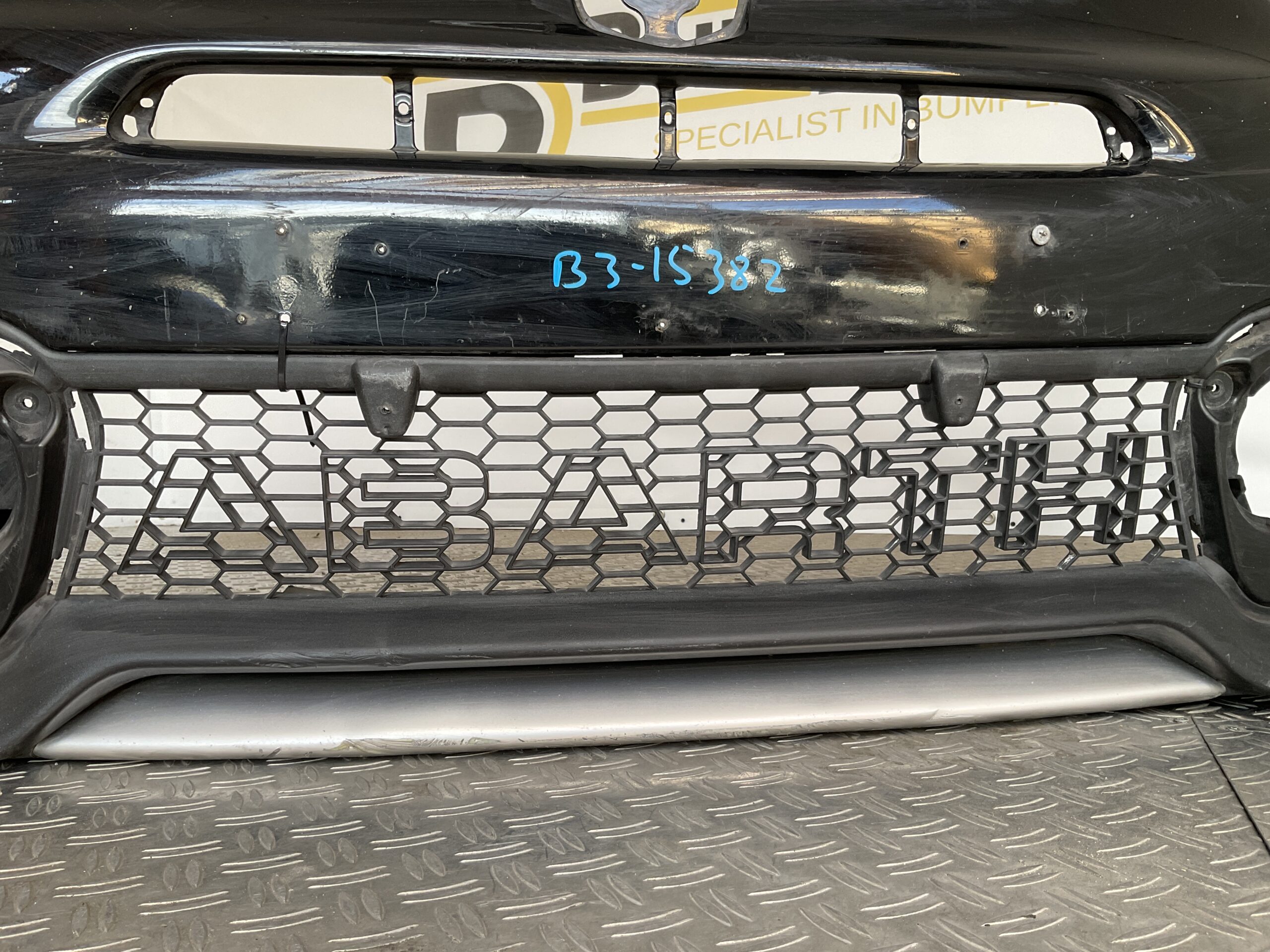 Bumper Fiat 500 ABARTH Facelift 15-21 735633044 Voorbumper B3-15382z