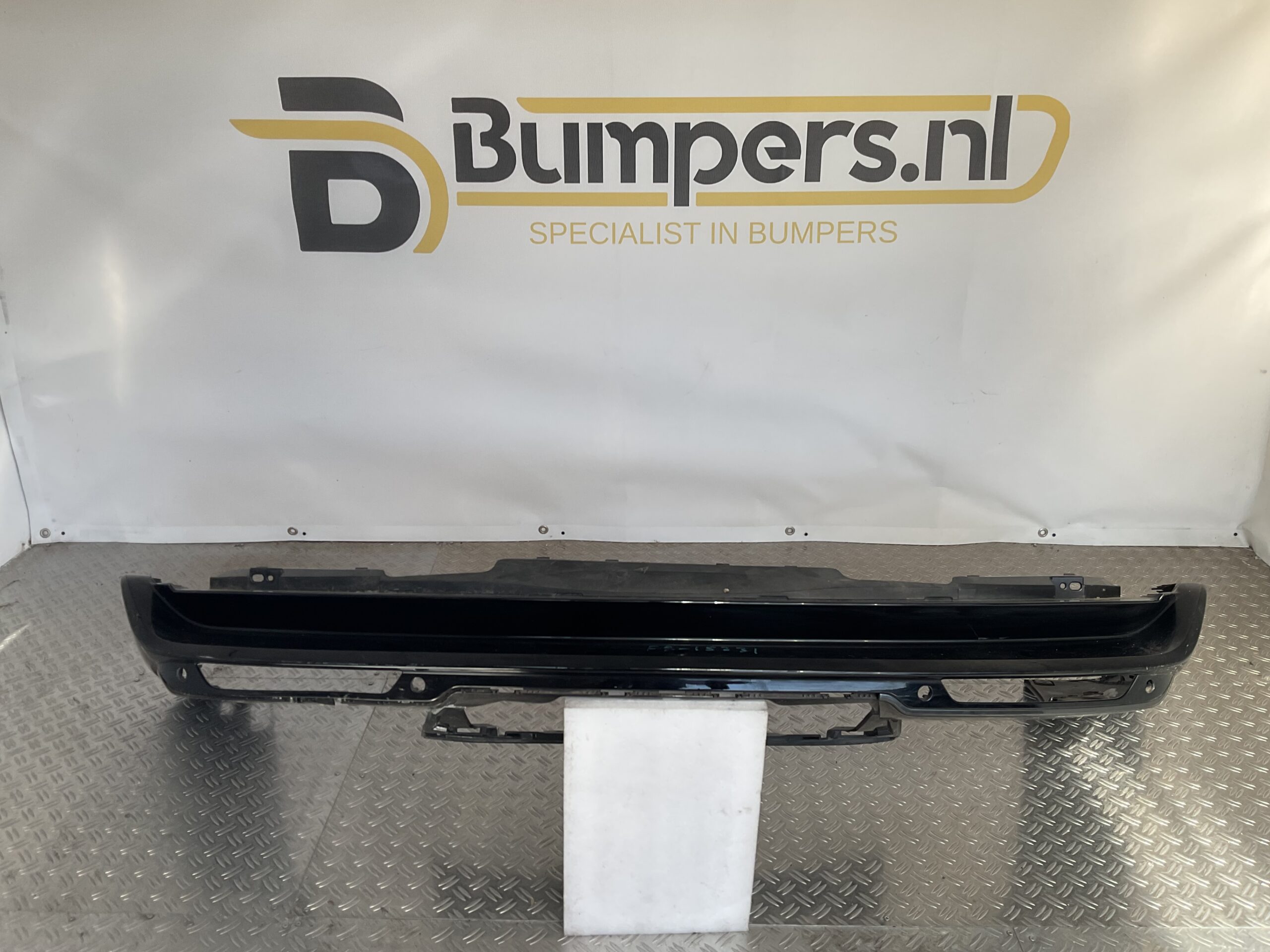 Bumper Land Rover Range Rover Vogue L404 M8E2-17D980-A Achterbumper F8-15231z