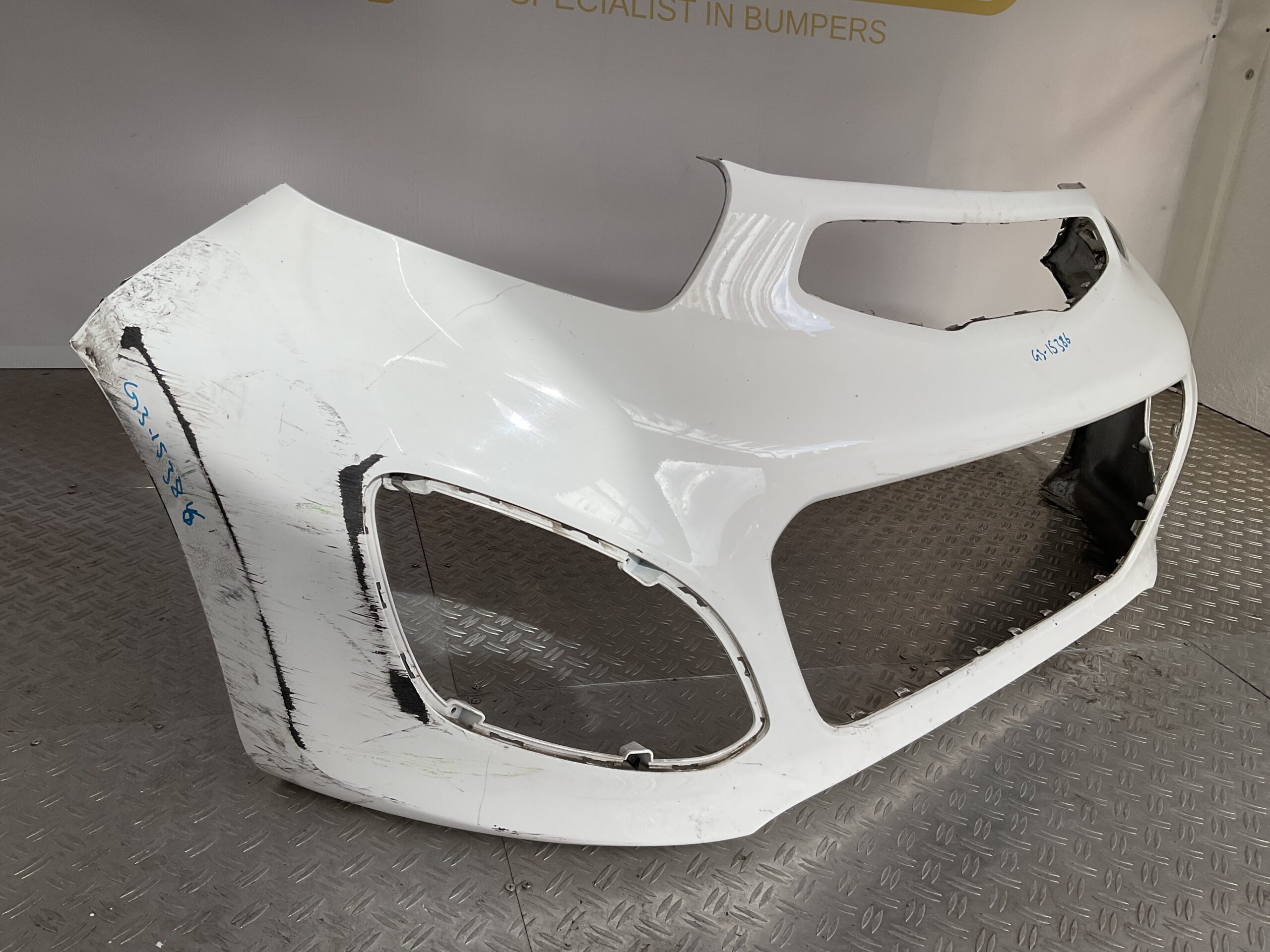 Bumper Kia Picanto 2011-2015 86511-1Y000 Voorbumper G3-15386z