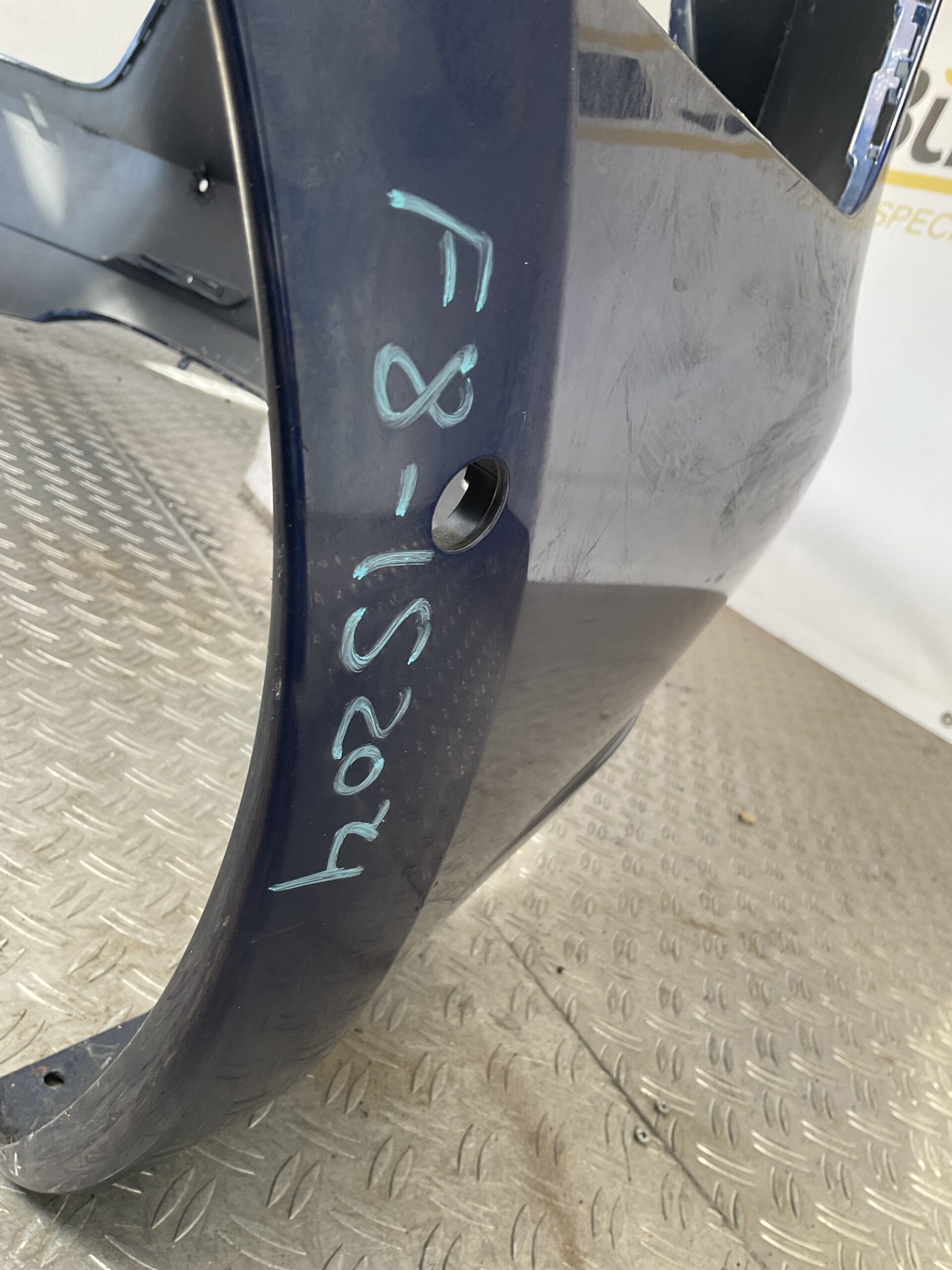 Bumper Tesla Model 3 17-23 1083983-00-H Achterbumper F8-15204z