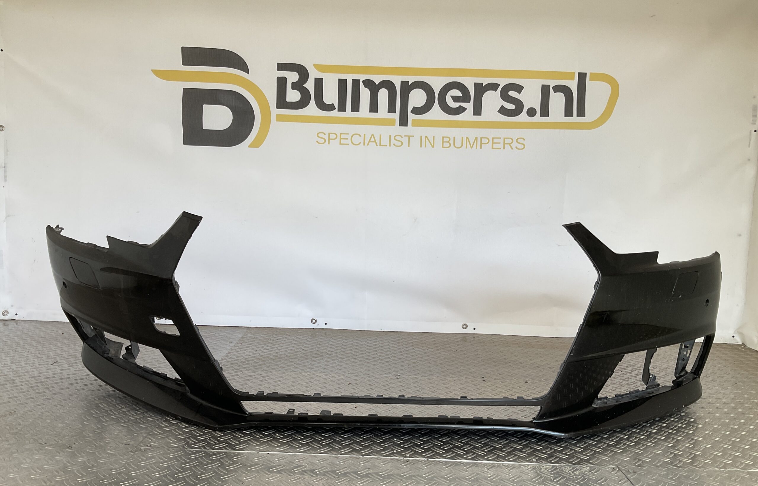 Bumper Audi A4 BW0 B9 Normaal 14-17 8W0807437 Voorbumper H5-15459z