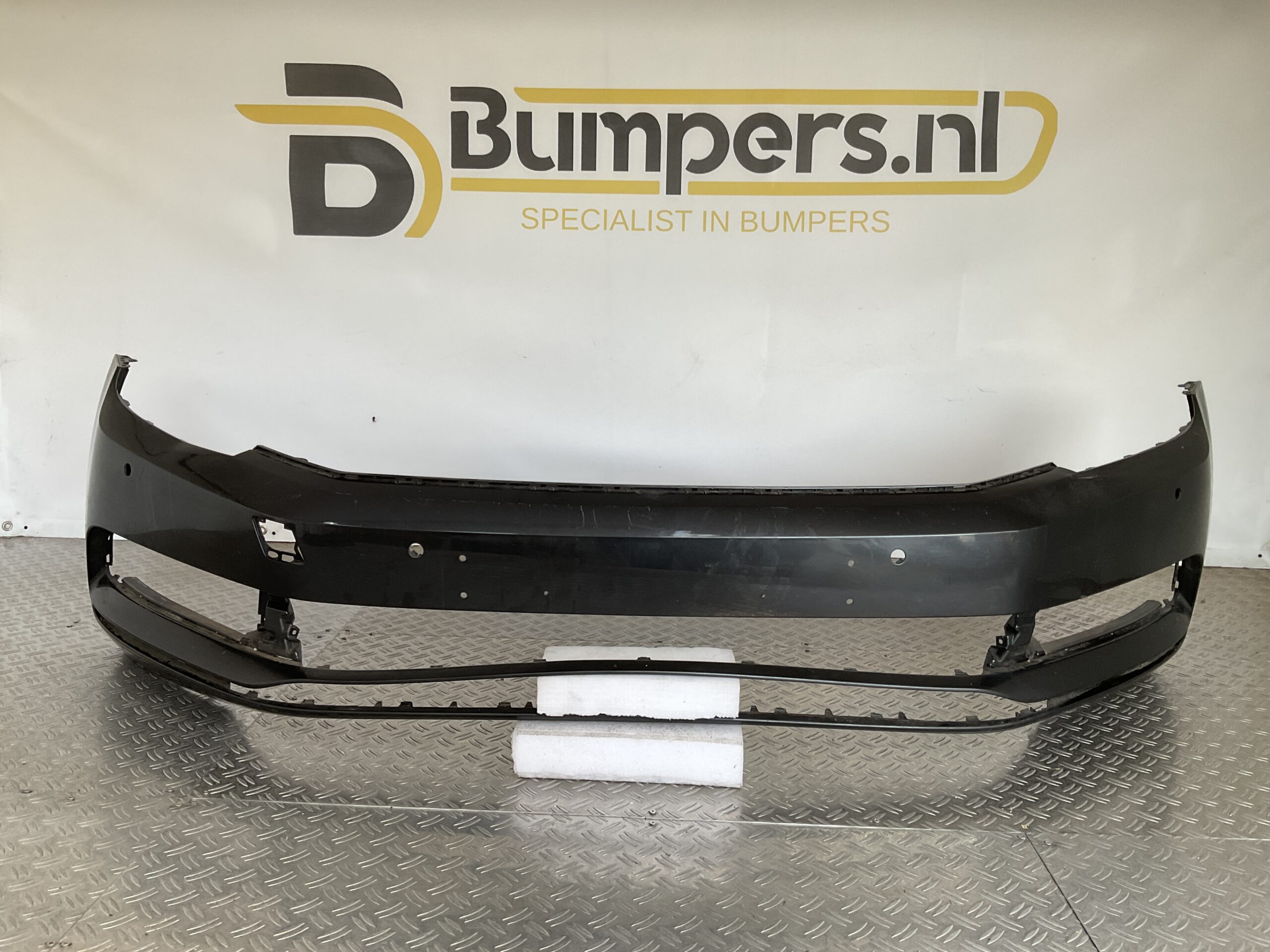 Bumper Volkswagen Passat B8 17-21 3G0807221F Voorbumper B8-15449z