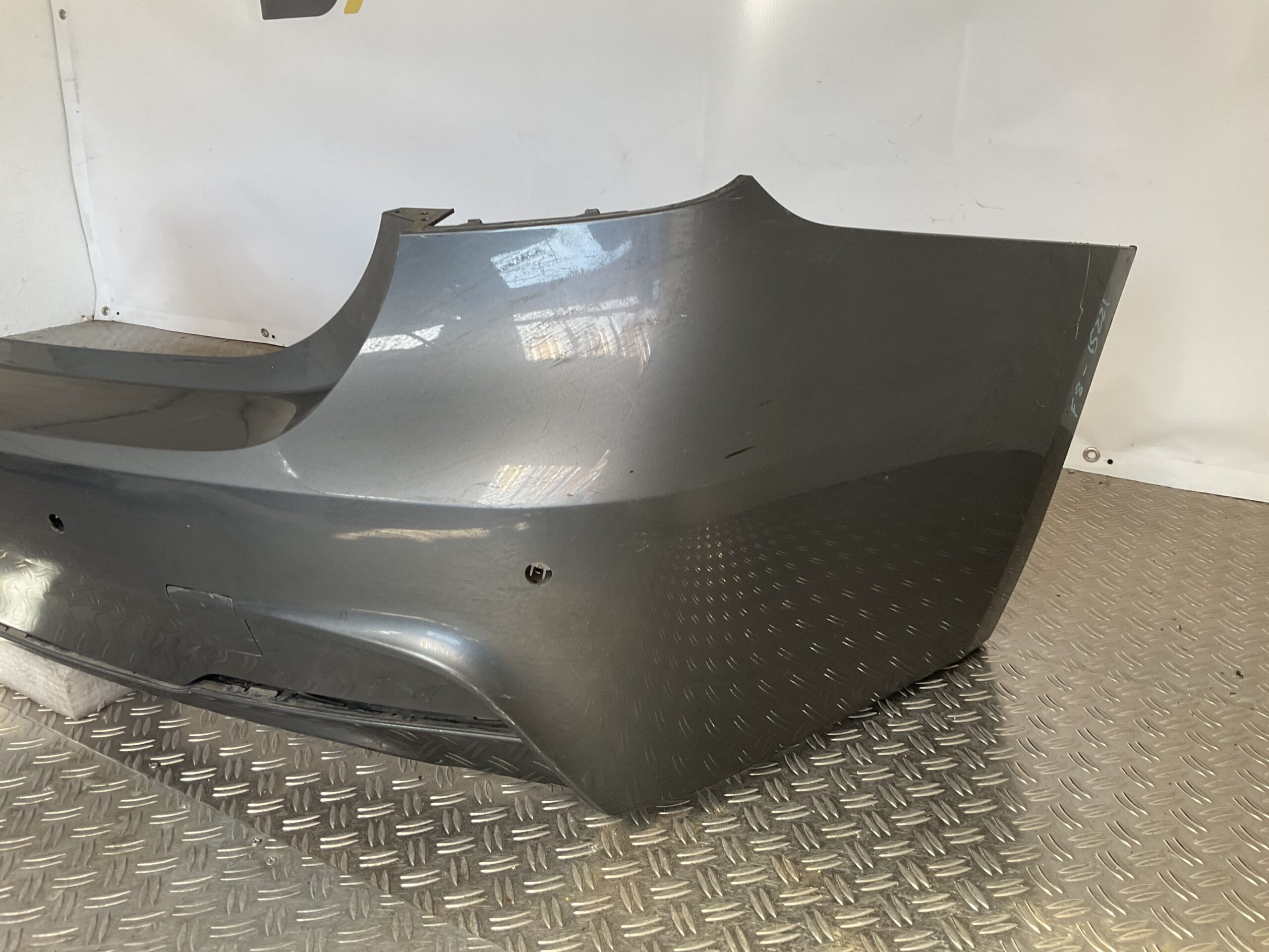 Bumper BMW 3 Serie F30 Sedan M Pakket M-Pakket 51128054195 Achterbumper F8-15221z